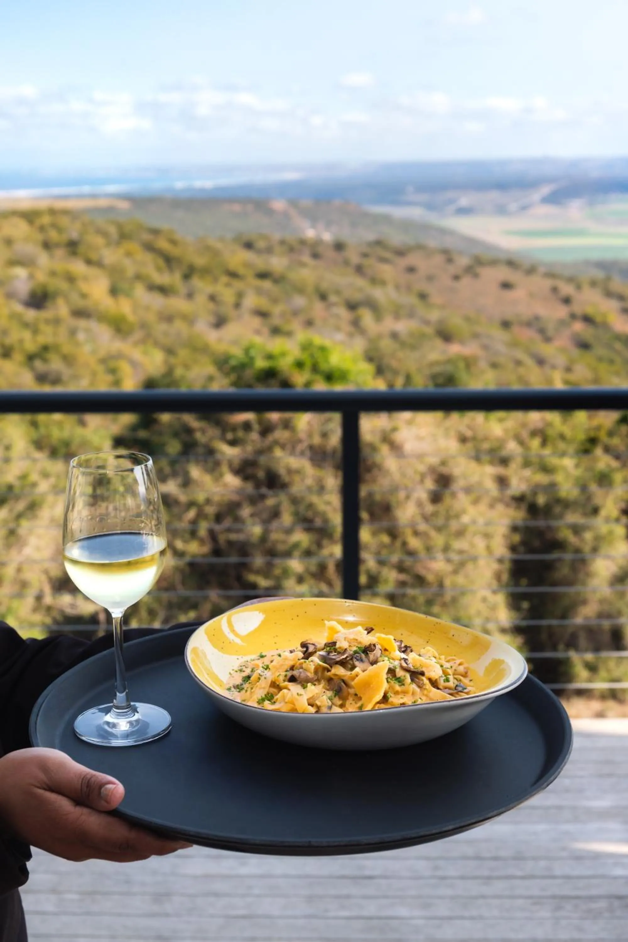 Restaurant/places to eat in Intle Boutique Hotel