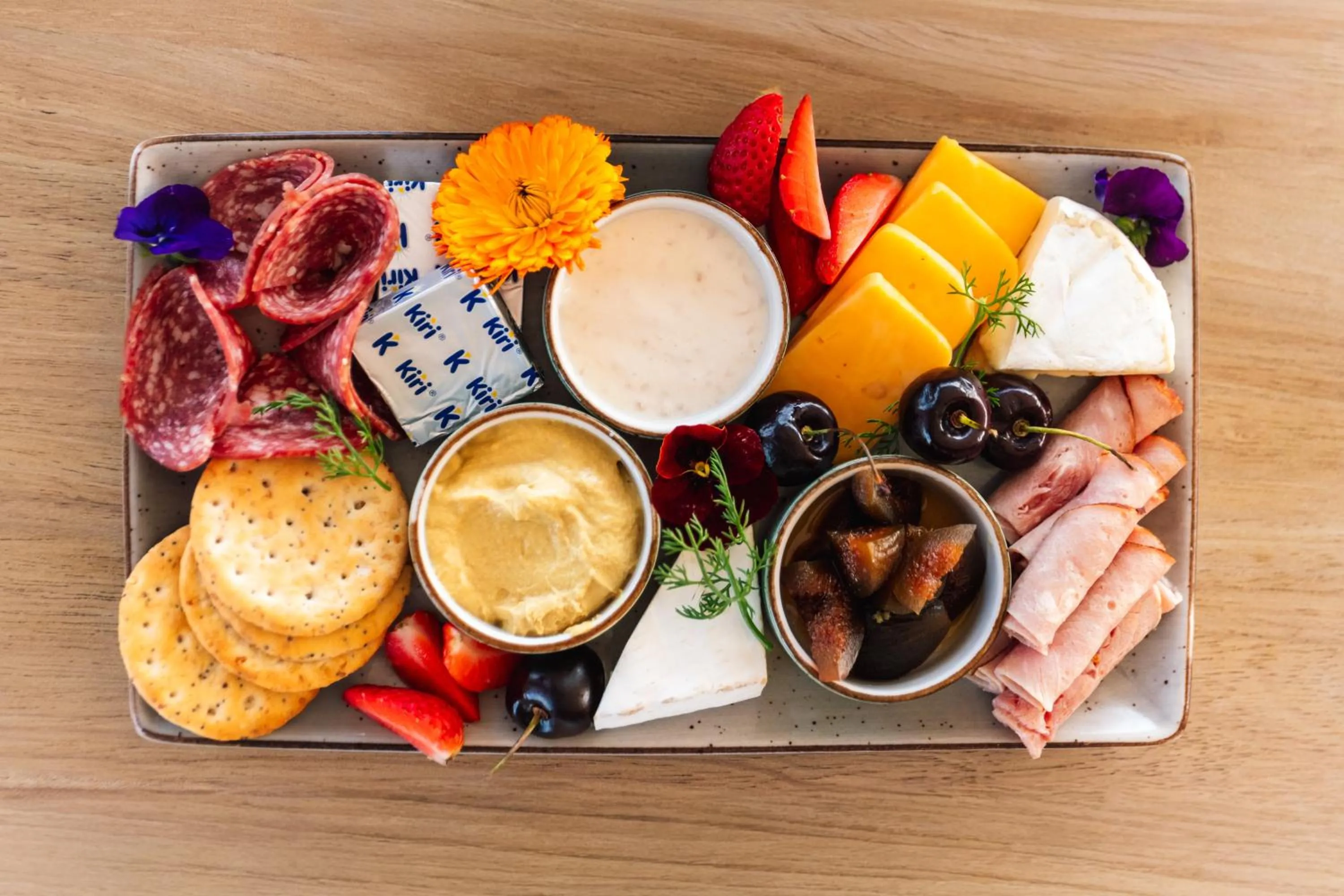 Food and drinks in Intle Boutique Hotel
