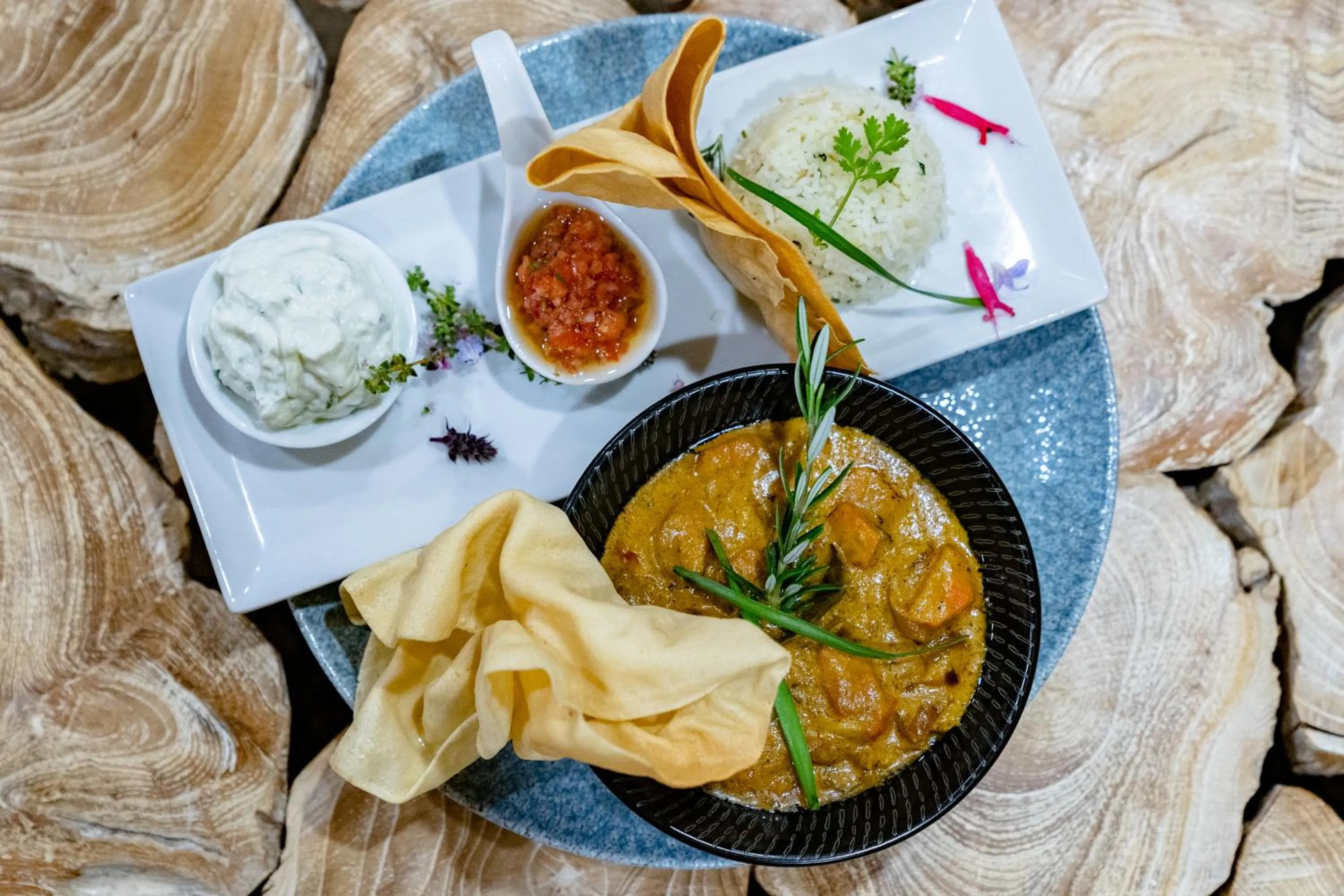 Food and drinks in Intle Boutique Hotel