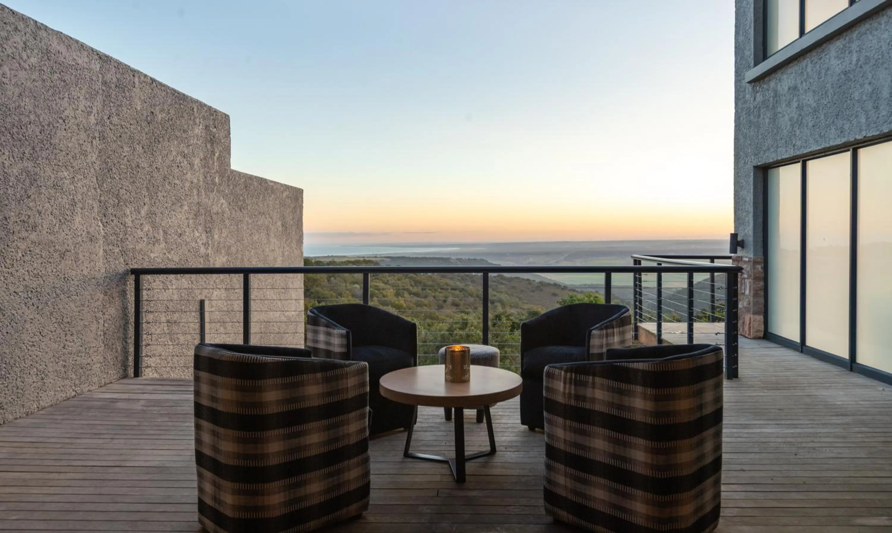Communal lounge/ TV room in Intle Boutique Hotel