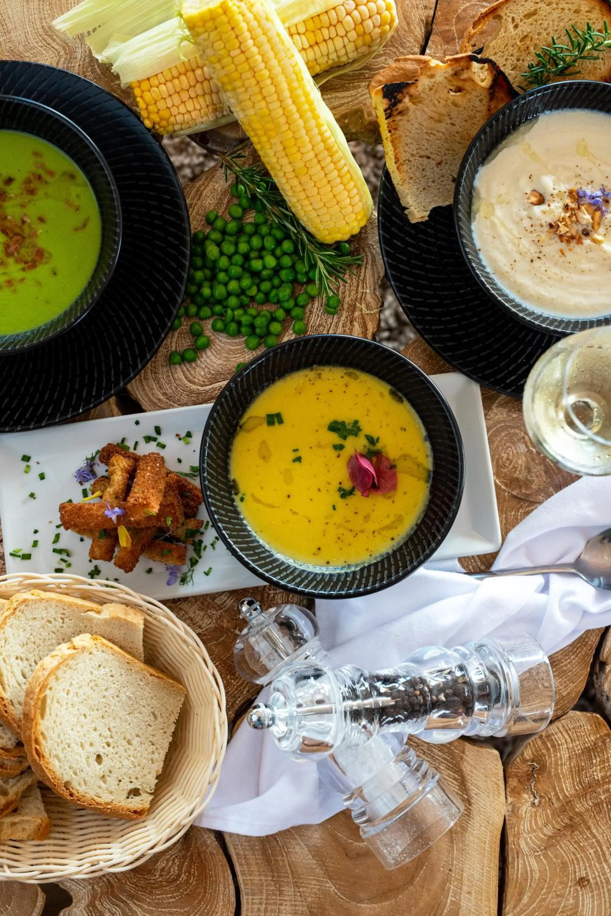 Food and drinks in Intle Boutique Hotel