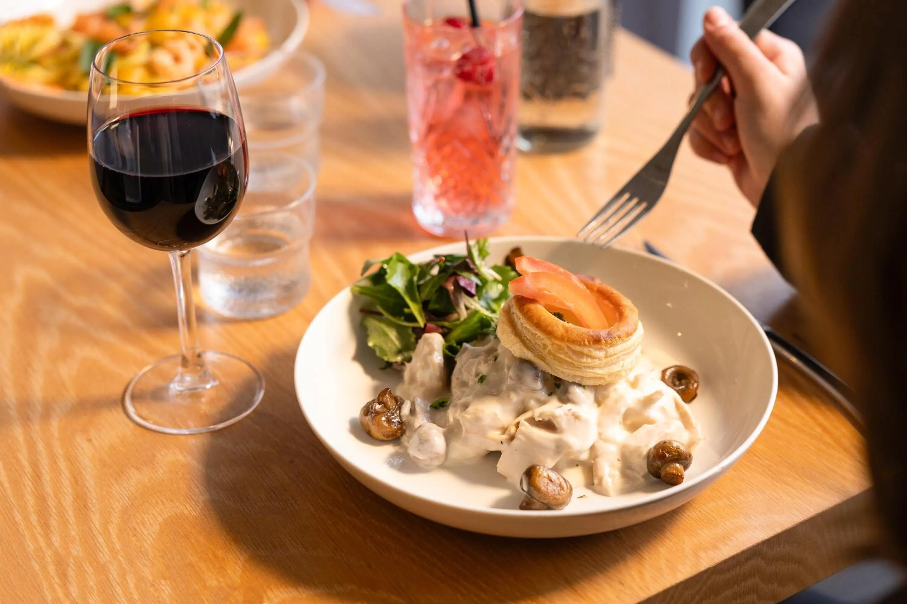 Restaurant/places to eat in Novotel Brussels Airport