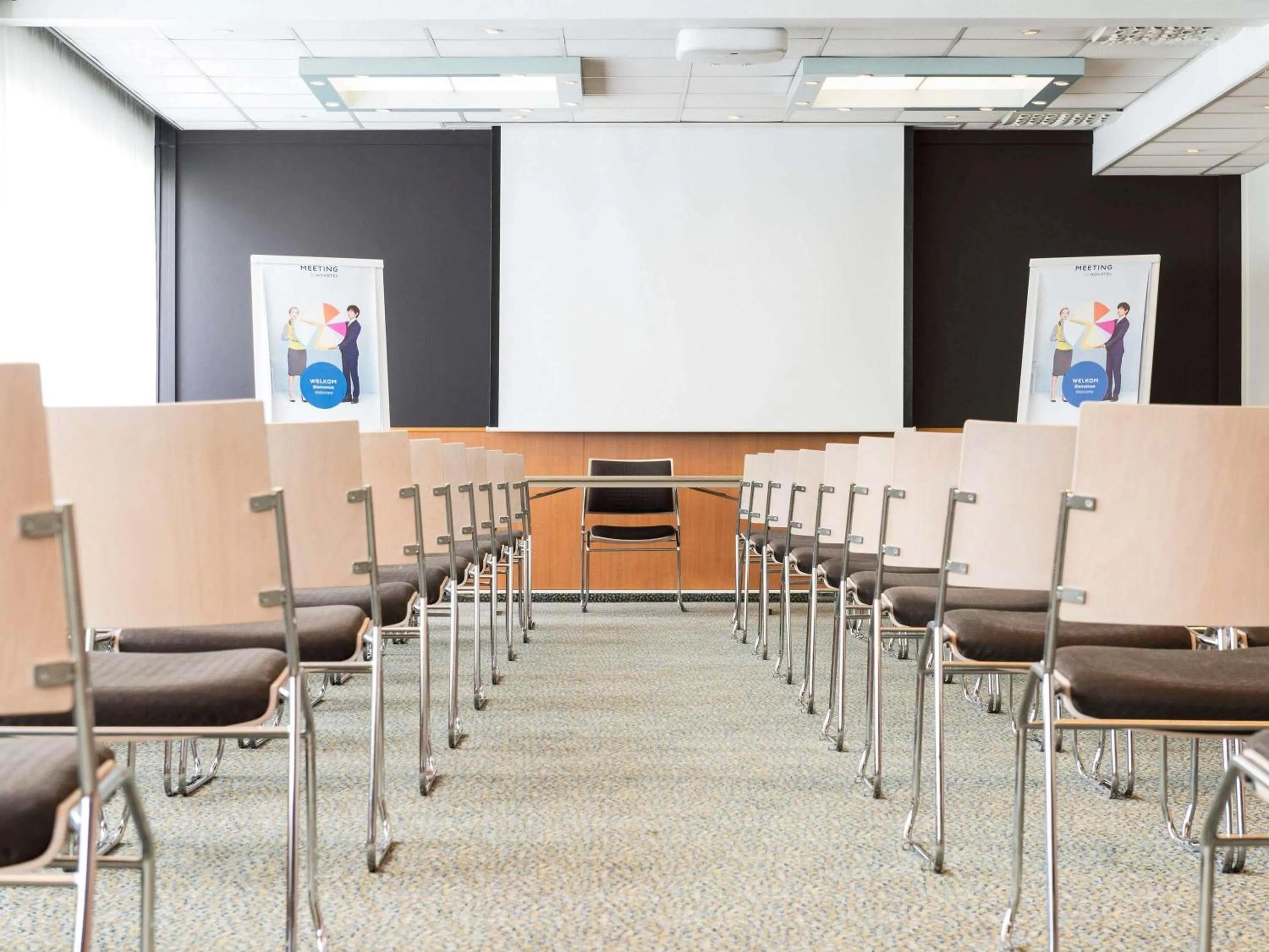 Meeting/conference room in Novotel Brussels Airport