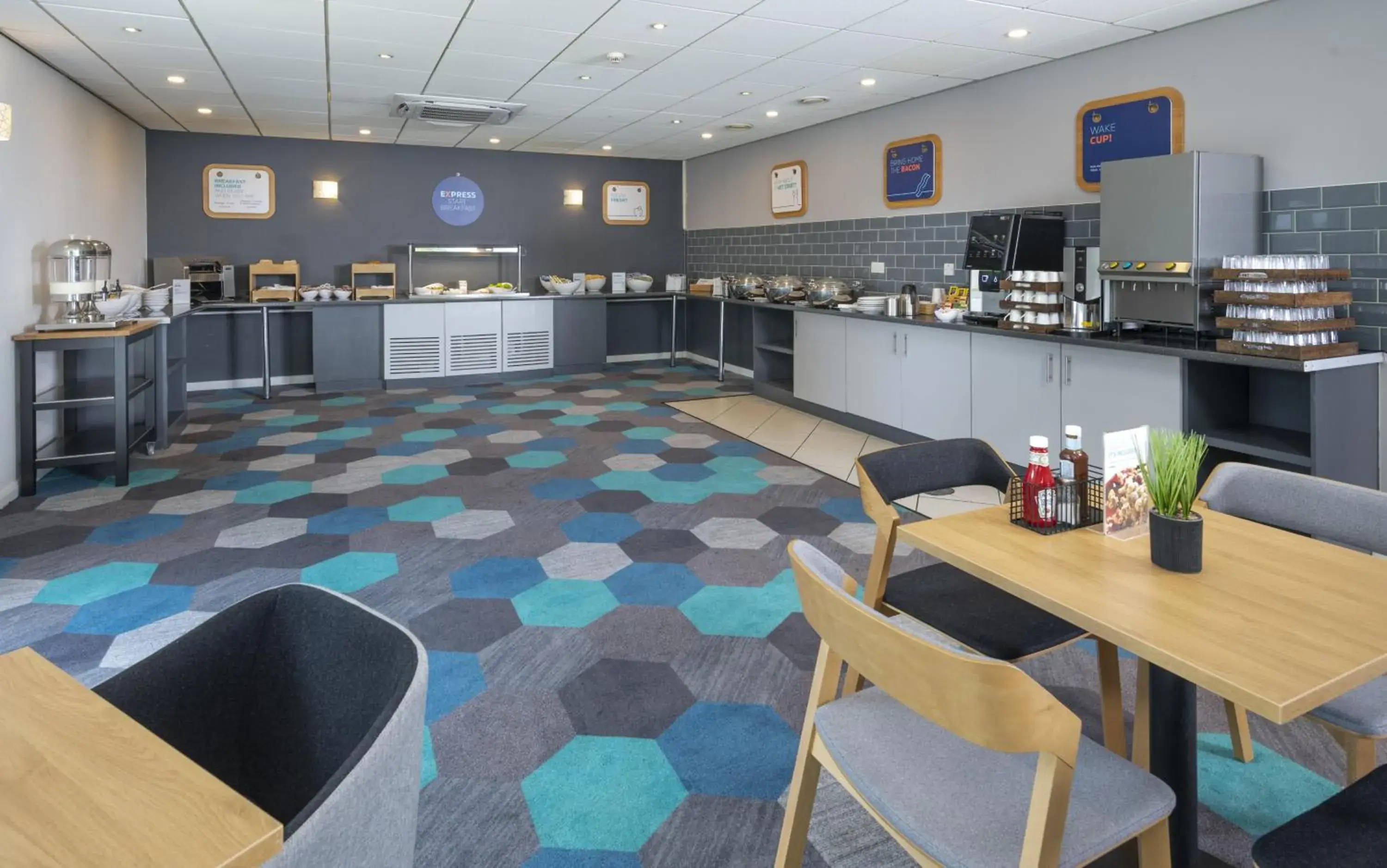 Breakfast in Holiday Inn Express Lichfield by IHG Breakfast in Holiday Inn Express Lichfield by IHG