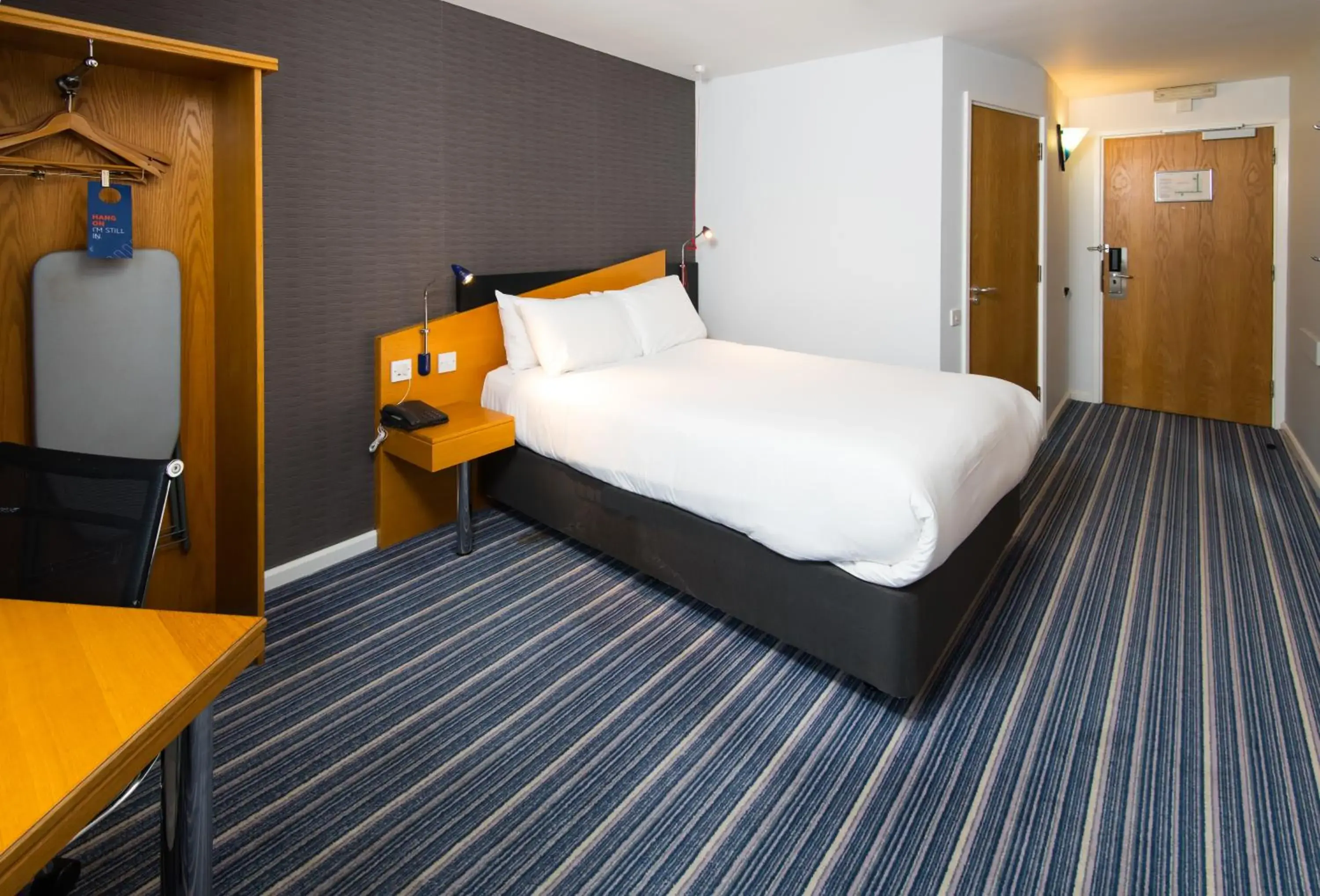 Bedroom, Bed in Holiday Inn Express Manchester East by IHG Bedroom, Bed in Holiday Inn Express Manchester East by IHG