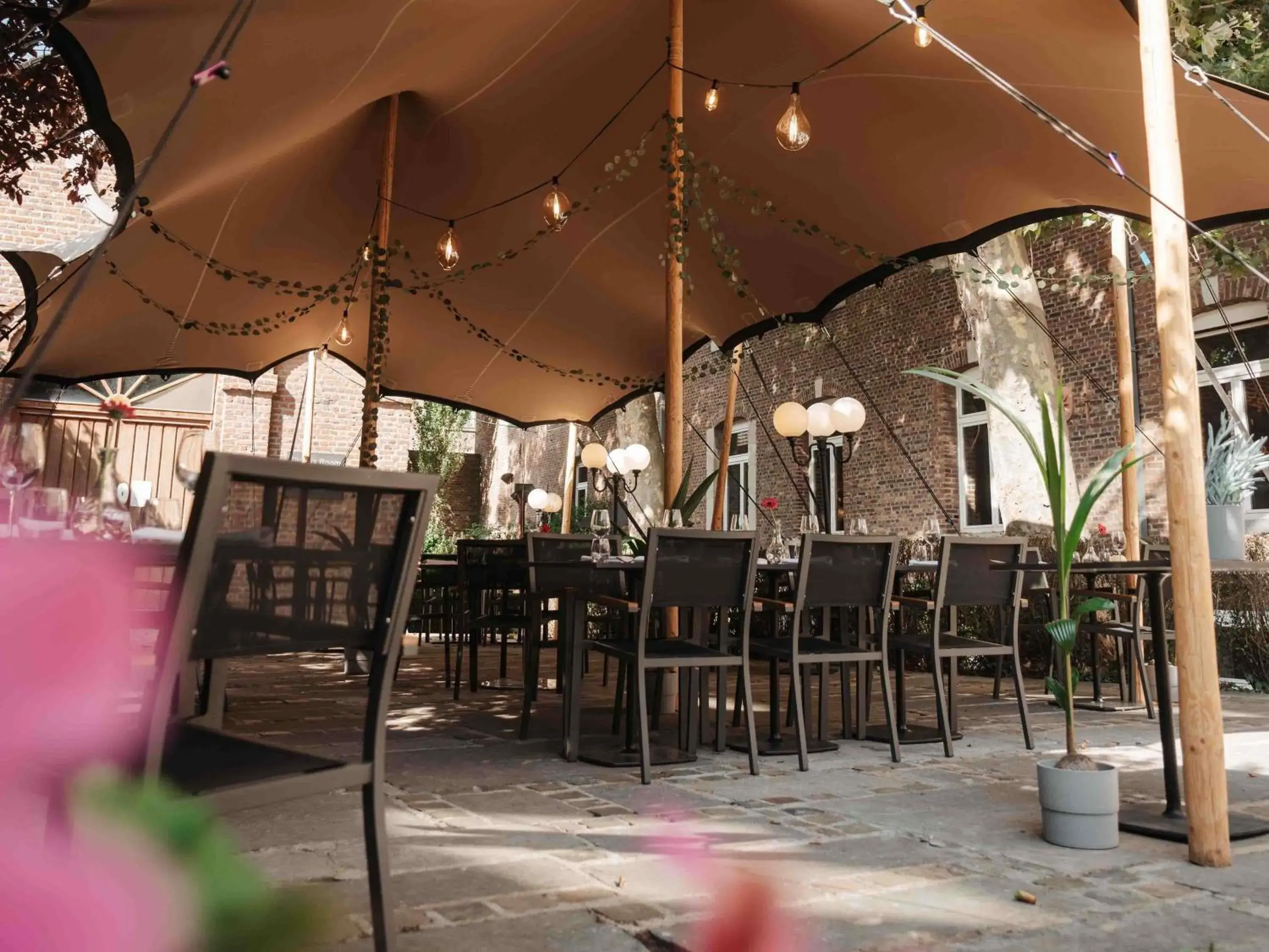 Property building in Mercure Liege City Centre Property building in Mercure Liege City Centre