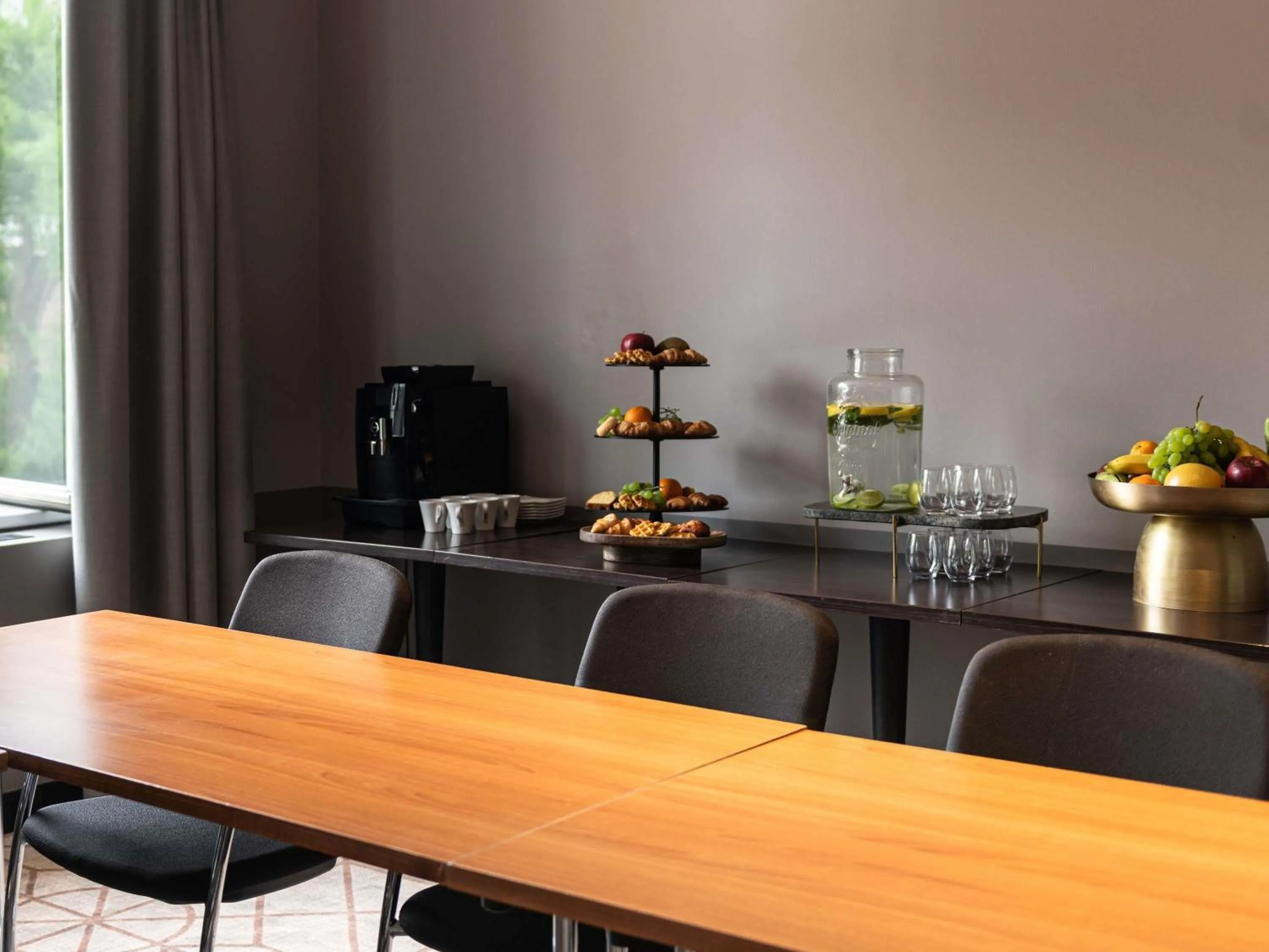 Meeting/conference room in Mercure Liege City Centre