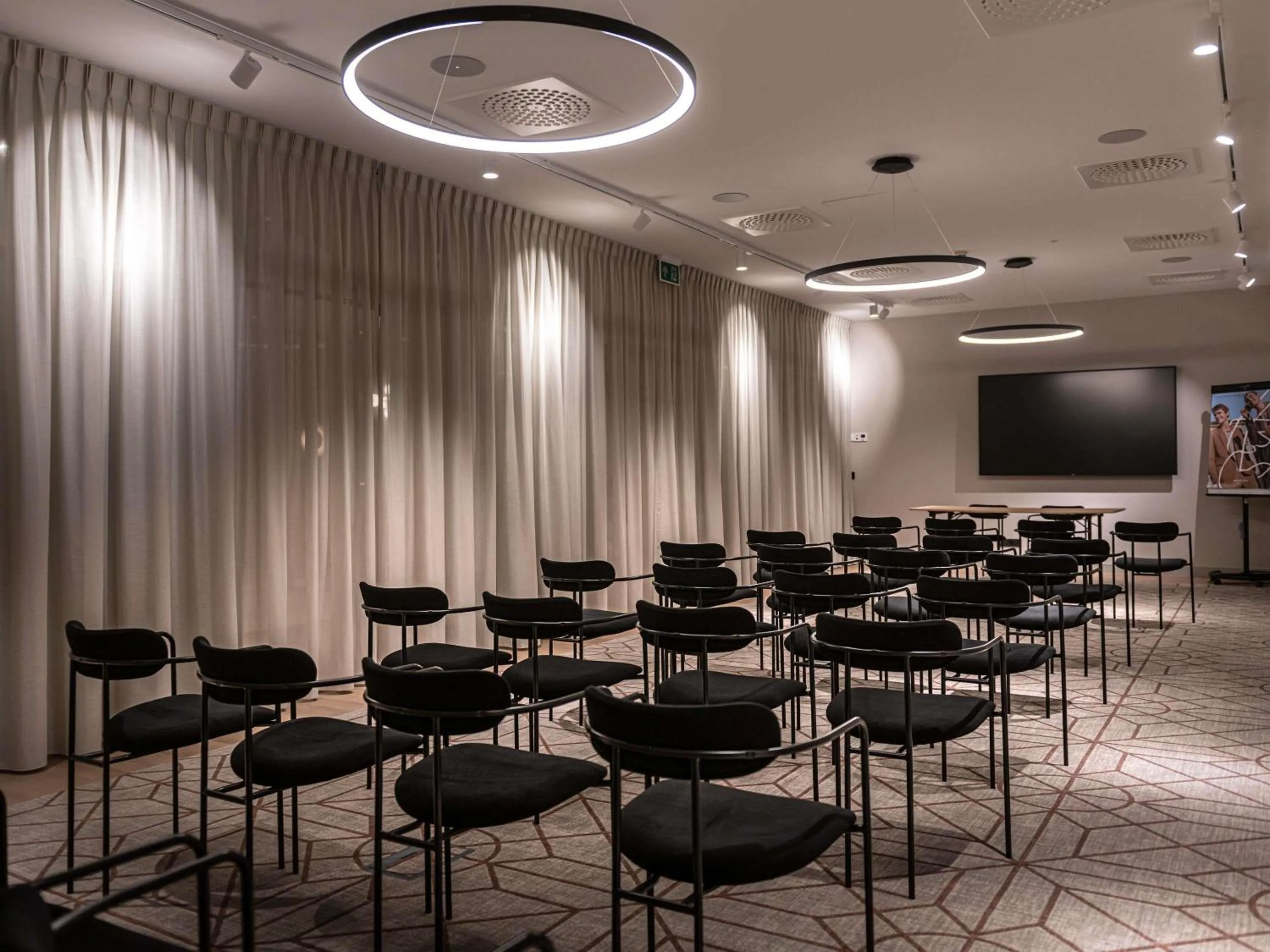 Meeting/conference room in Mercure Liege City Centre