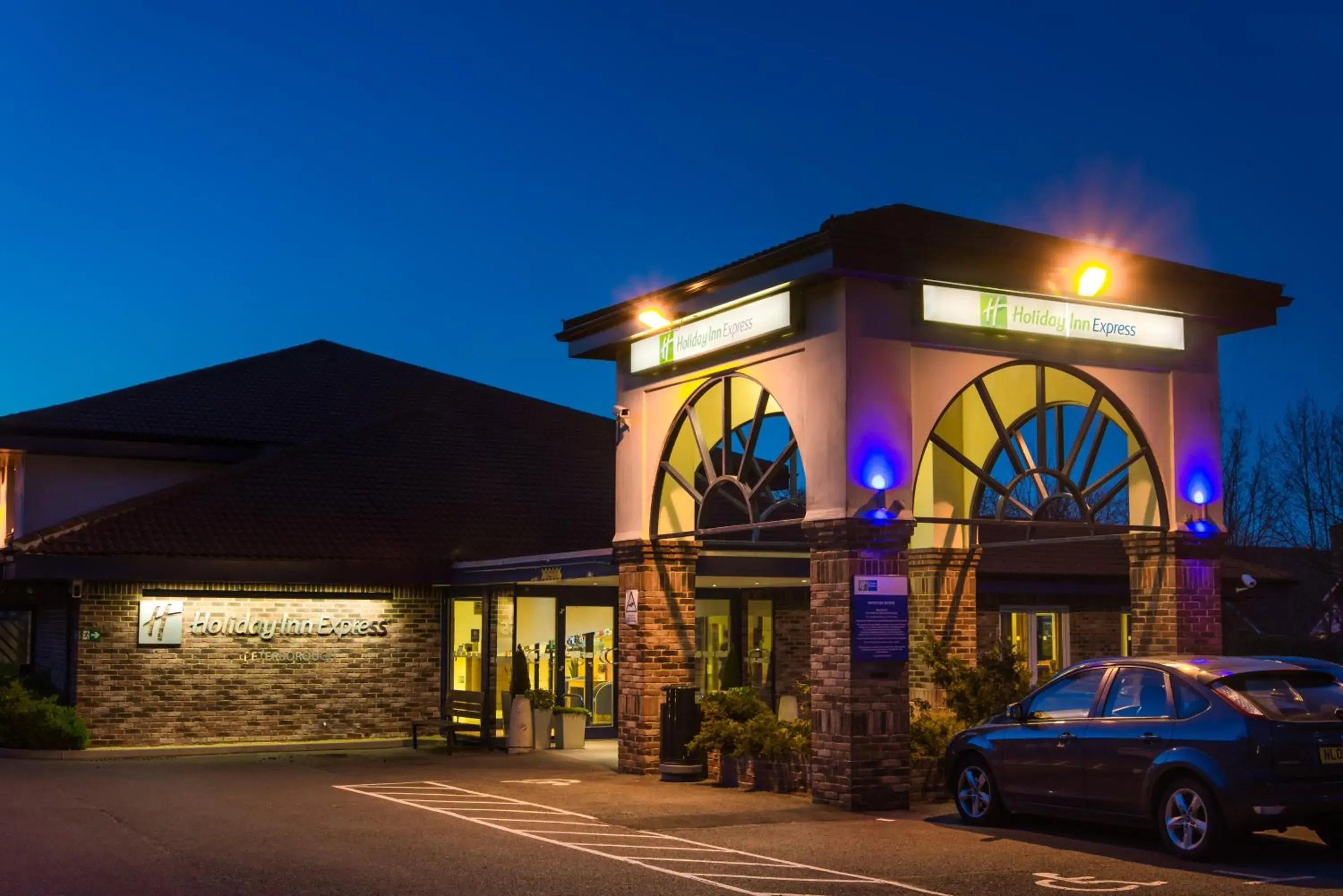 Property building in Holiday Inn Express Peterborough by IHG Property building in Holiday Inn Express Peterborough by IHG