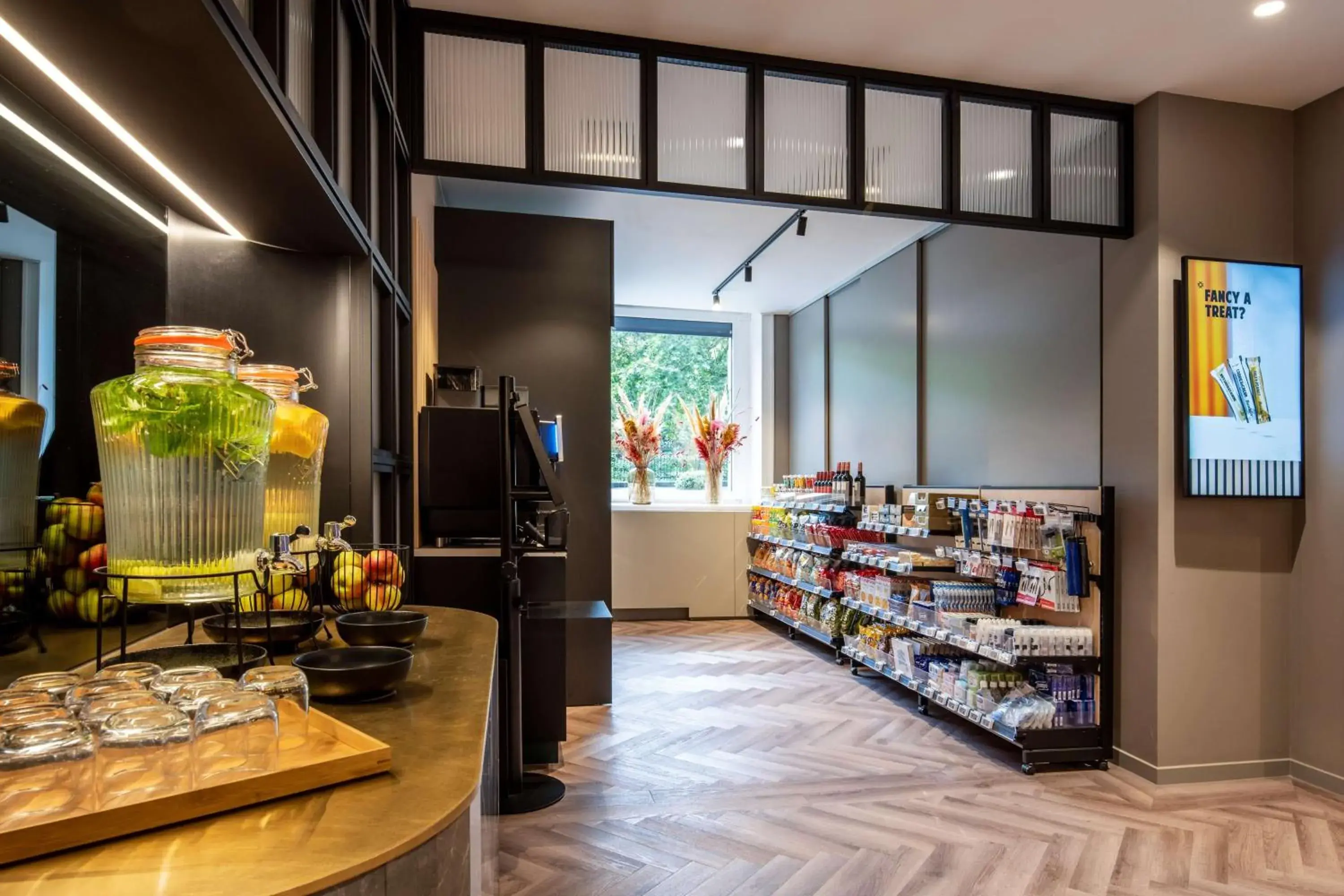 Restaurant/places to eat in DoubleTree By Hilton Brussels City Restaurant/places to eat in DoubleTree By Hilton Brussels City