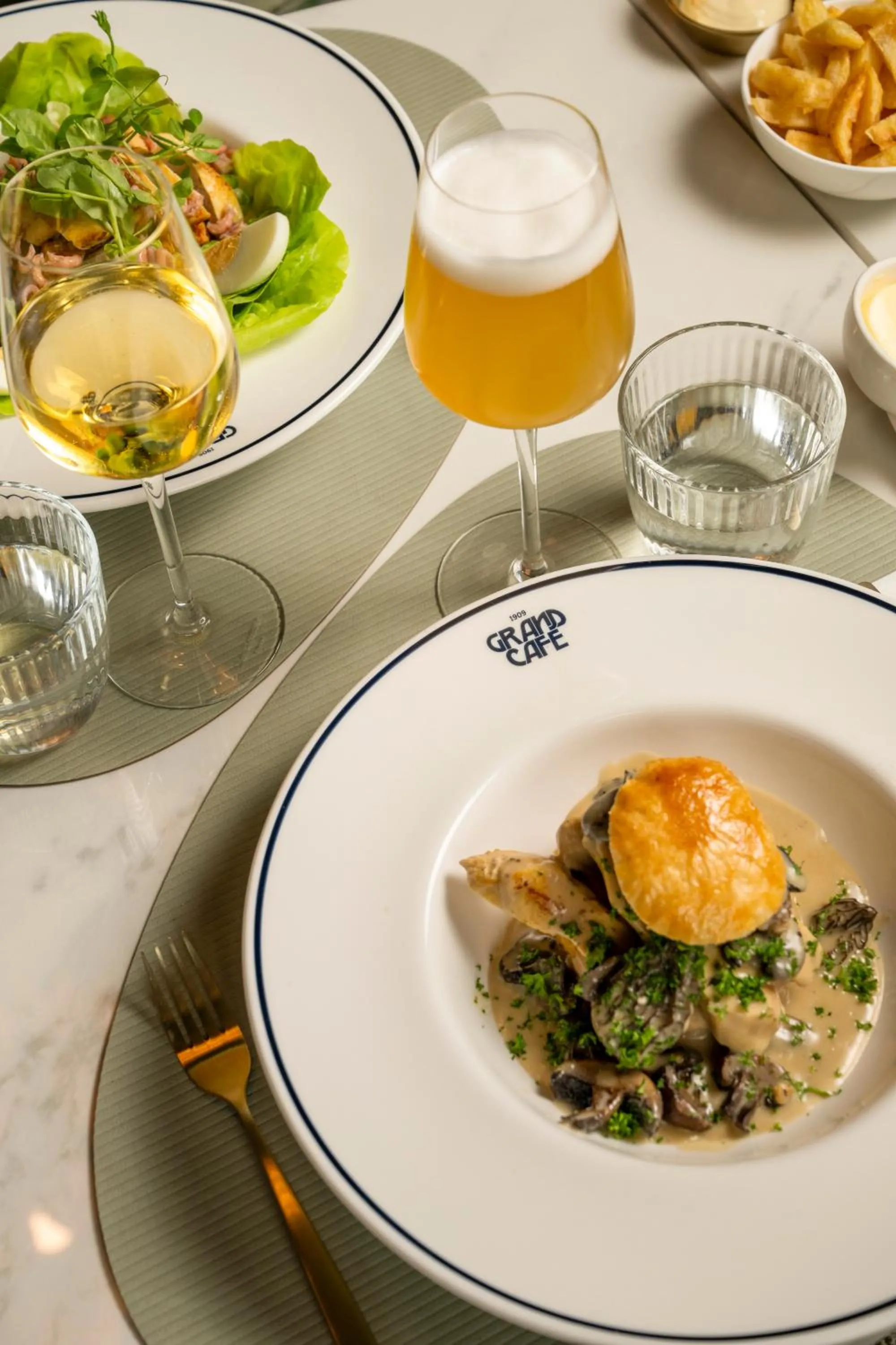 Food and drinks in DoubleTree By Hilton Brussels City