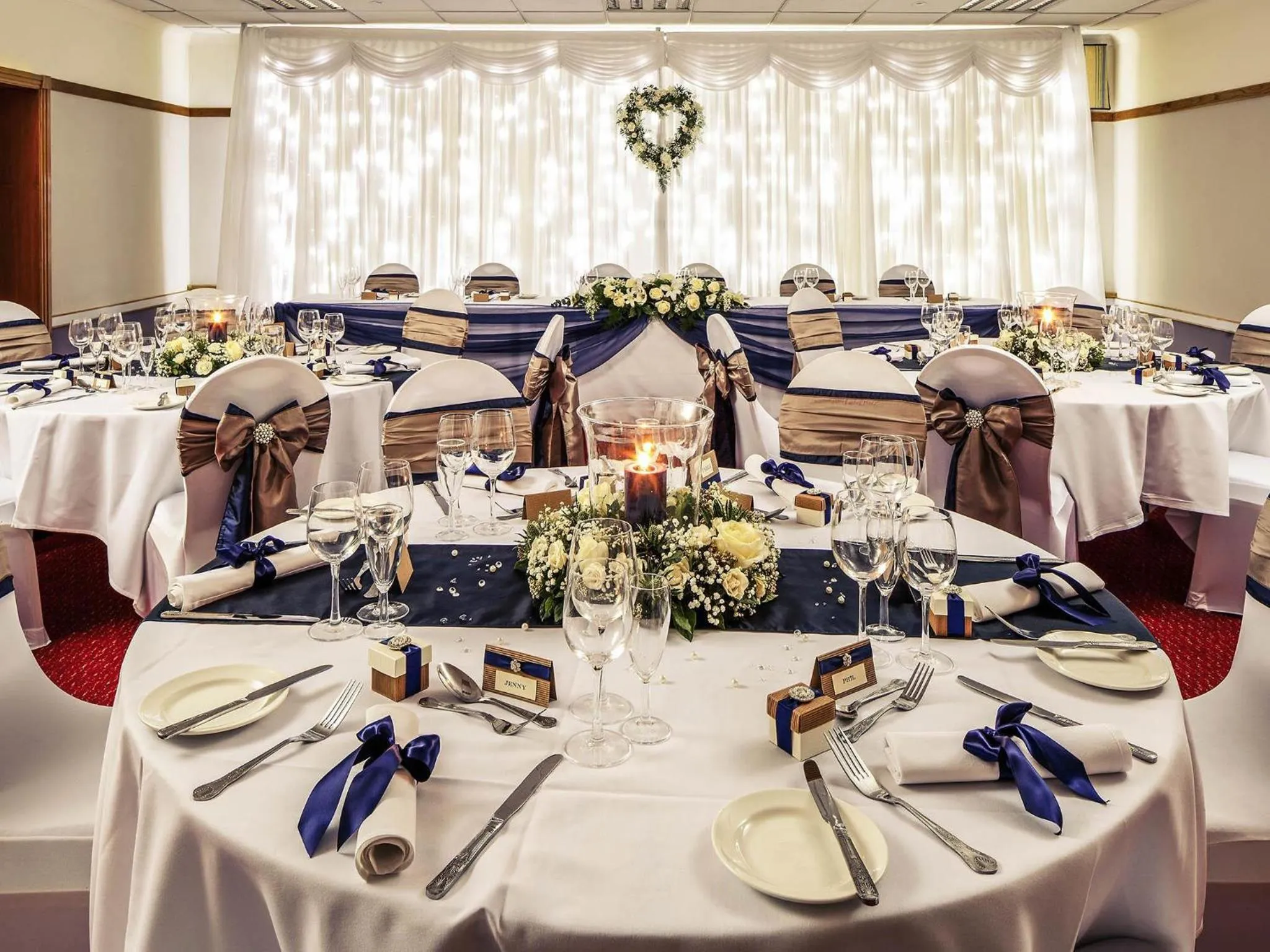 wedding in Mercure Maidstone Great Danes Hotel