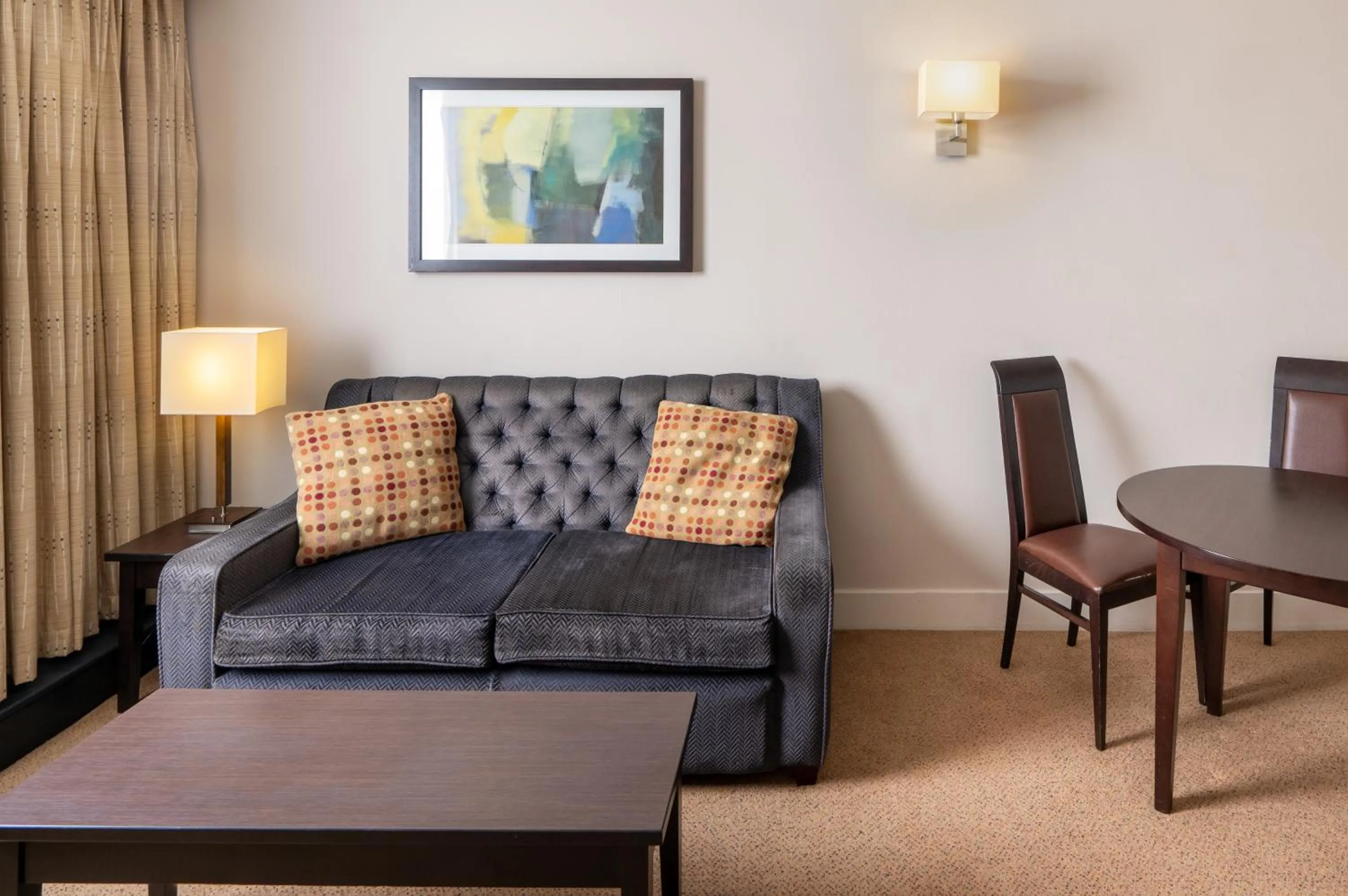 Living room in Mercure Maidstone Great Danes Hotel