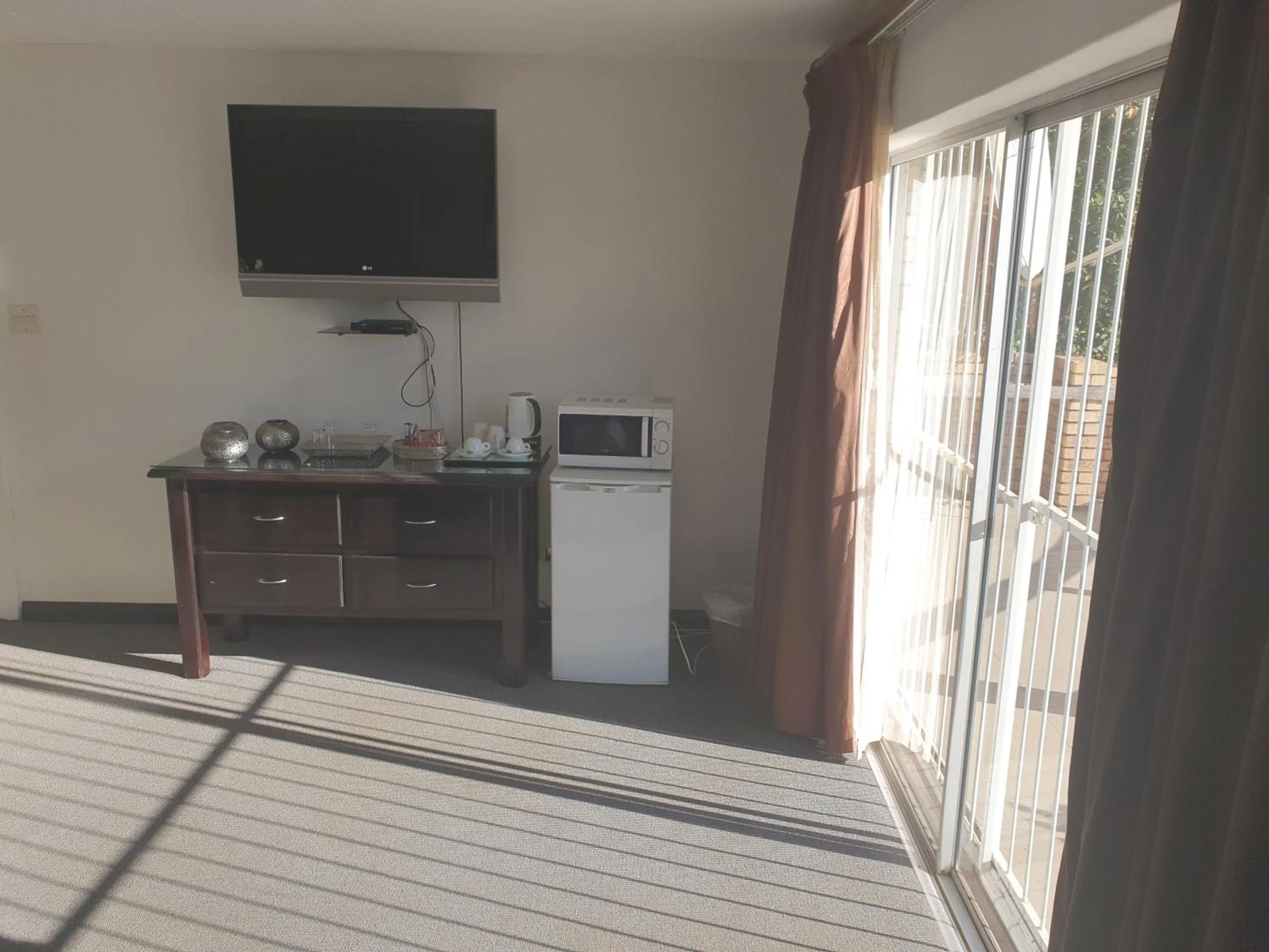 TV and multimedia in Leach Lodge