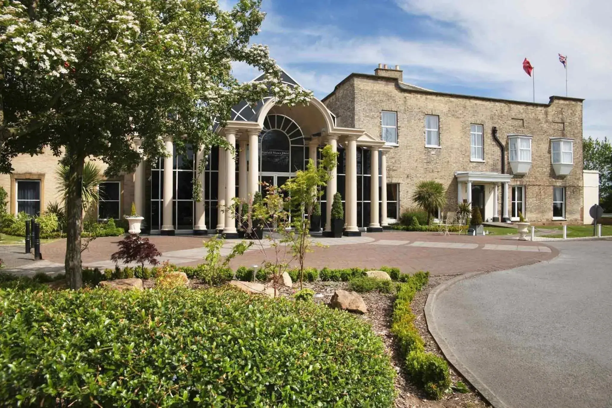 Property building in Mercure York Fairfield Manor Hotel Property building in Mercure York Fairfield Manor Hotel