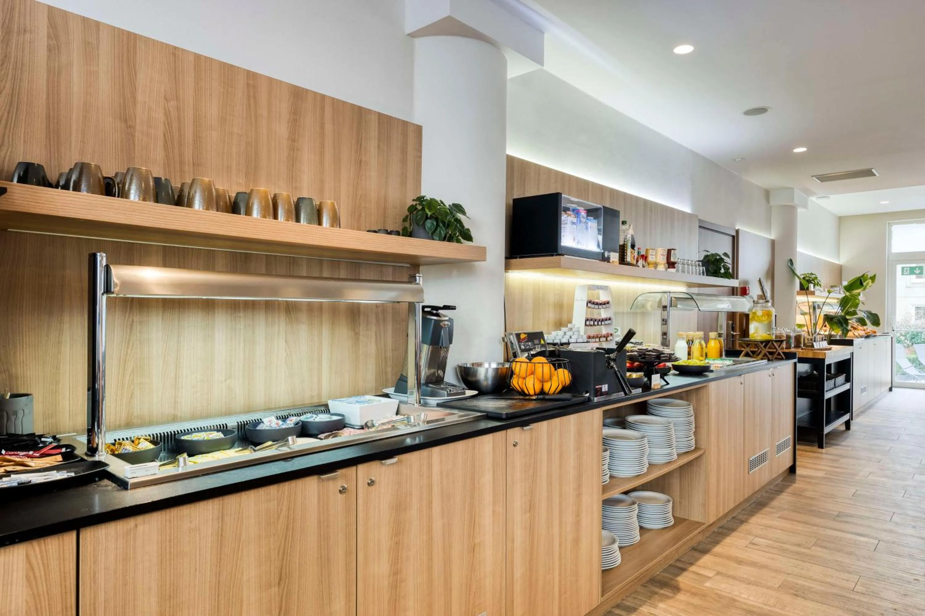 Breakfast in Hilton Garden Inn Brussels City Centre