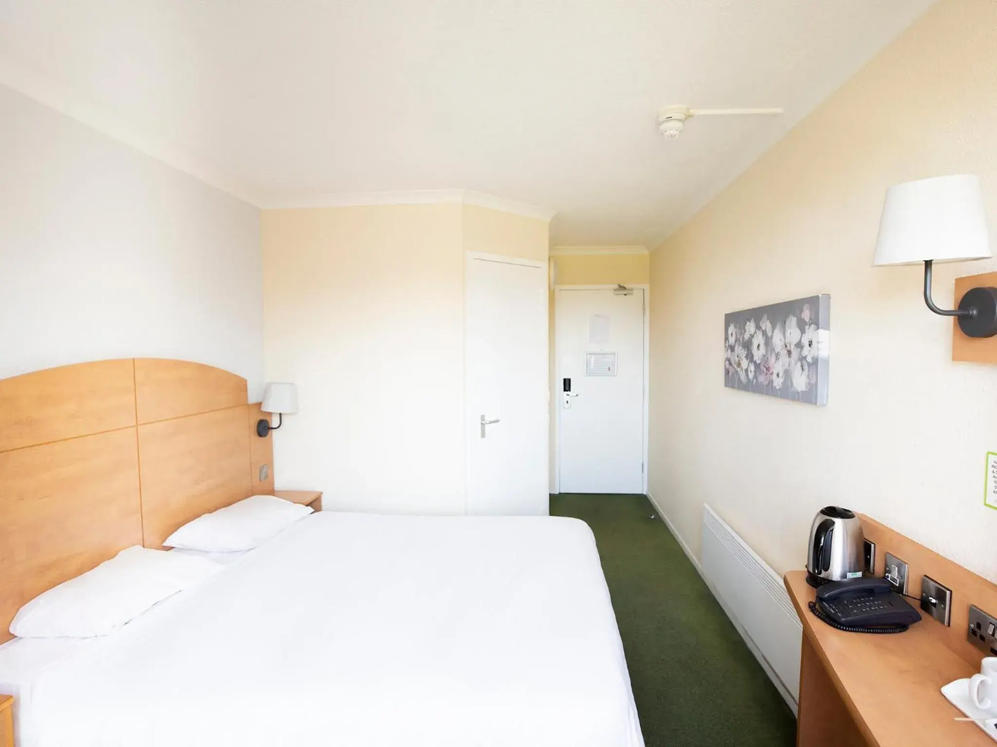 Bed in Campanile Milton Keynes - Fenny Stratford Bed in Campanile Milton Keynes - Fenny Stratford
