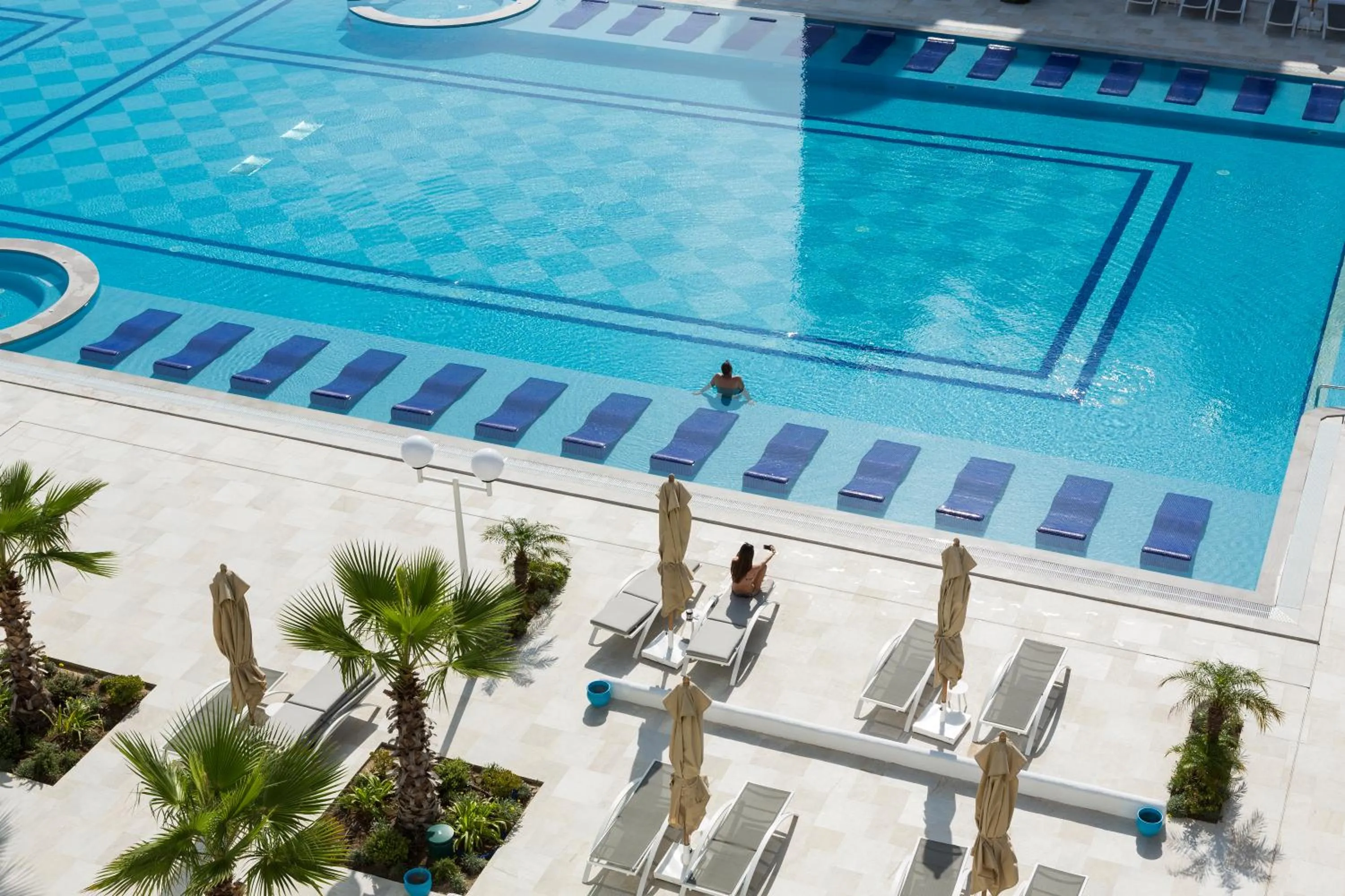 Pool view in Concorde Green Park Palace