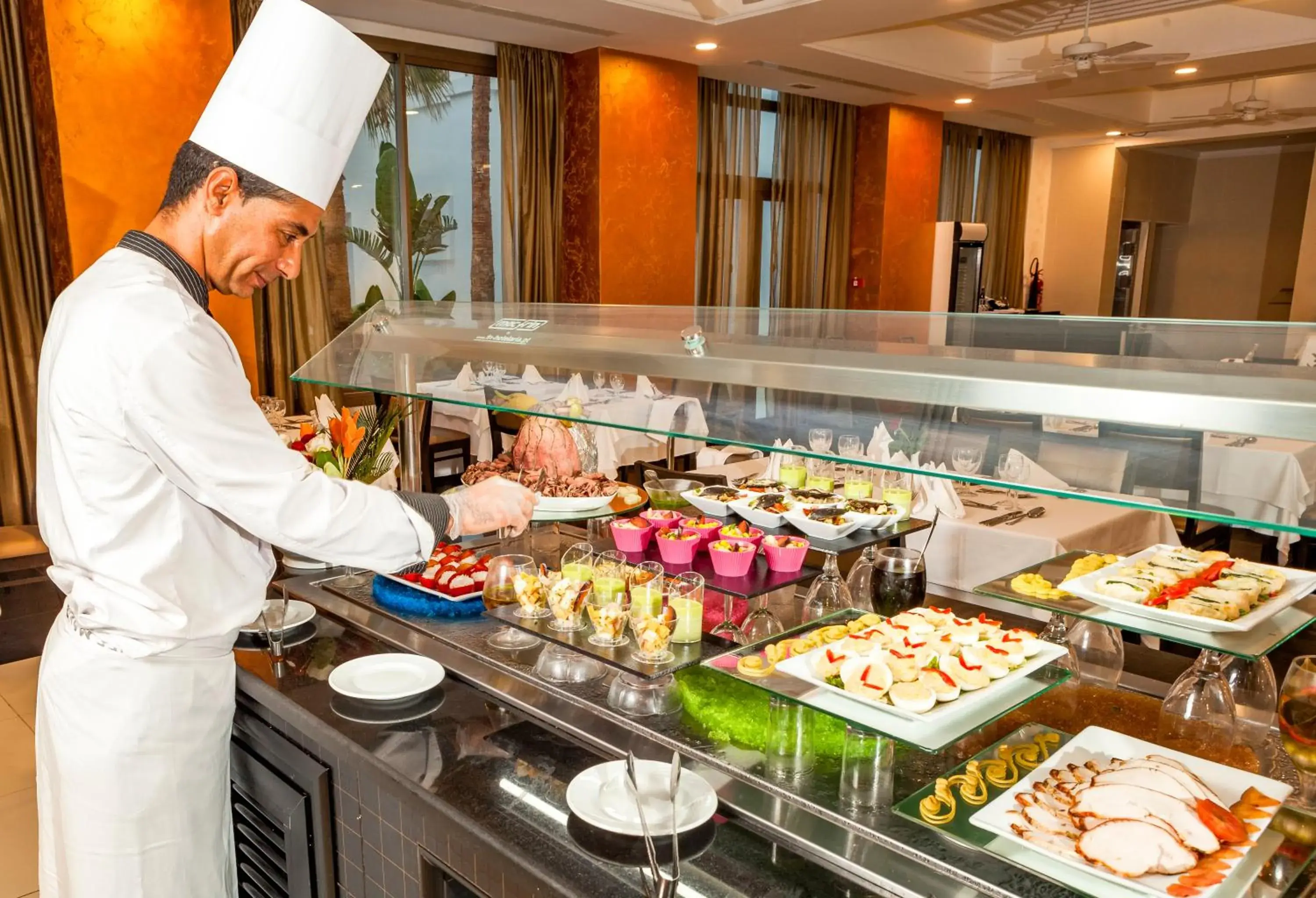 Restaurant/places to eat in Concorde Green Park Palace Restaurant/places to eat in Concorde Green Park Palace