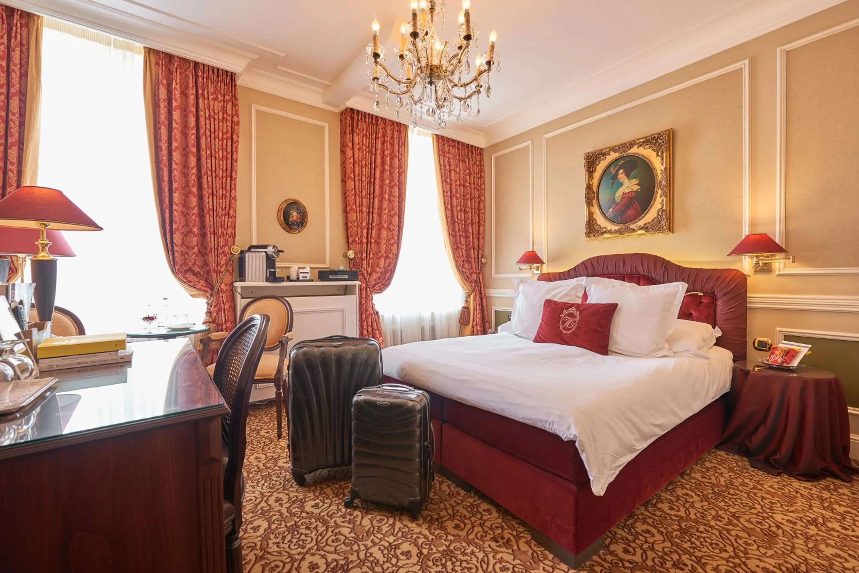 Bed in Relais & Châteaux Hotel Heritage