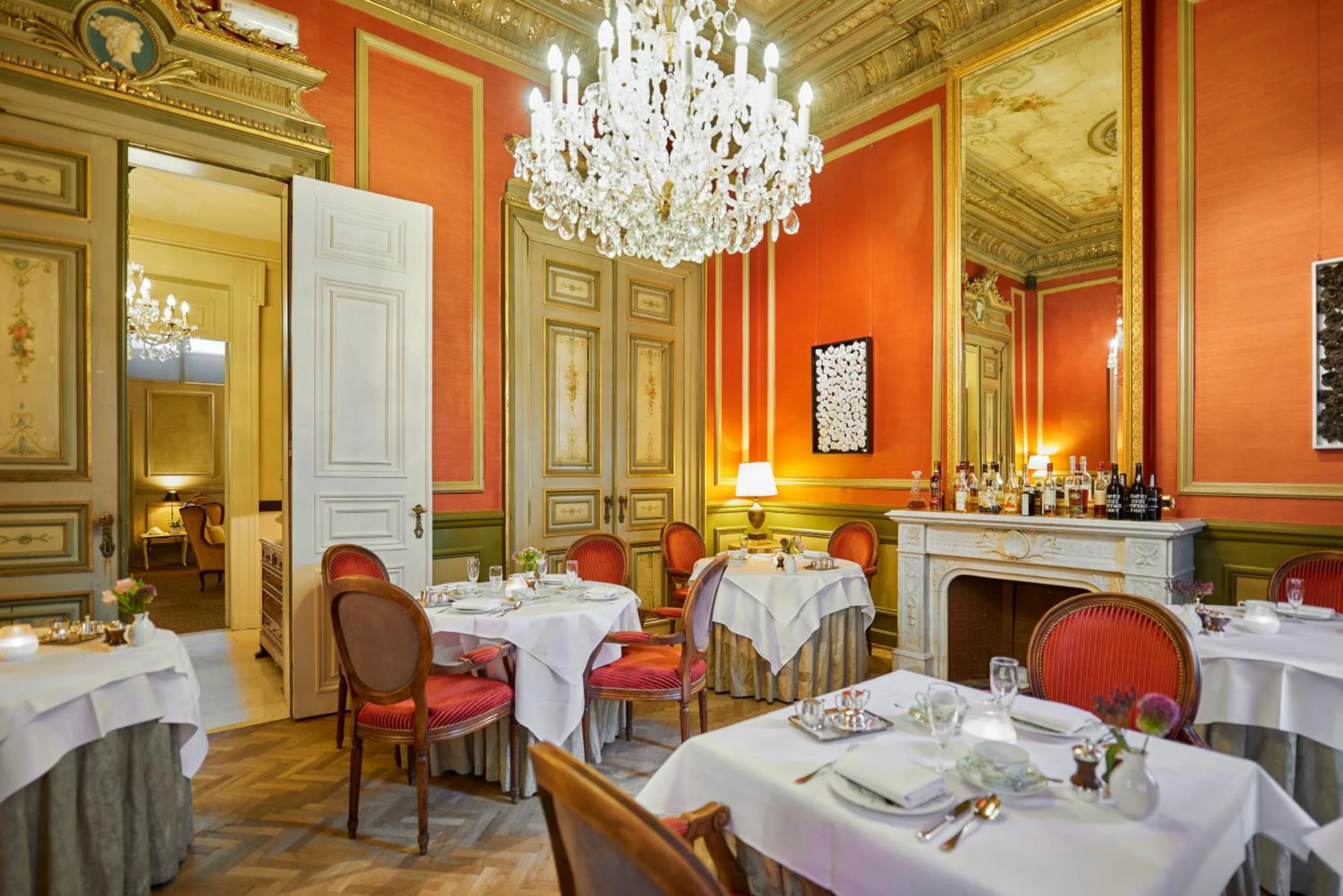 Restaurant/places to eat in Relais & Châteaux Hotel Heritage