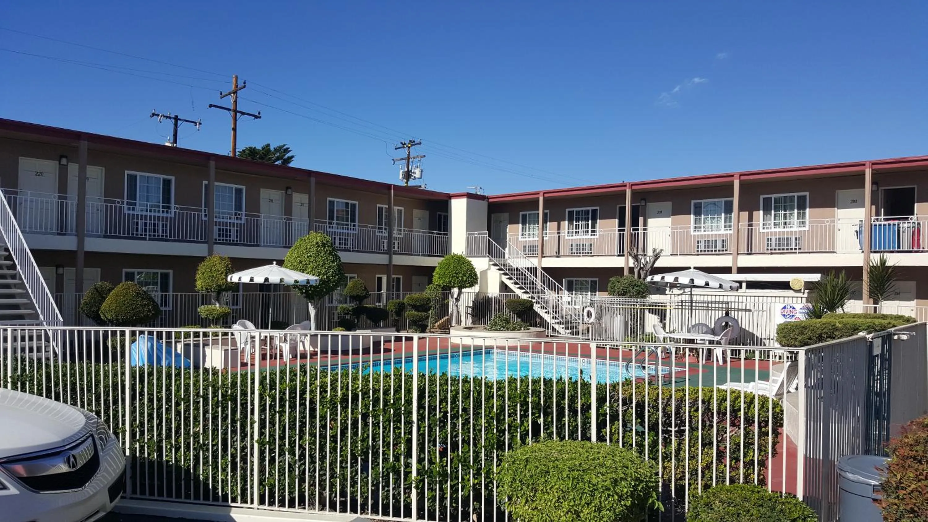 Property building in Willow Tree Lodge