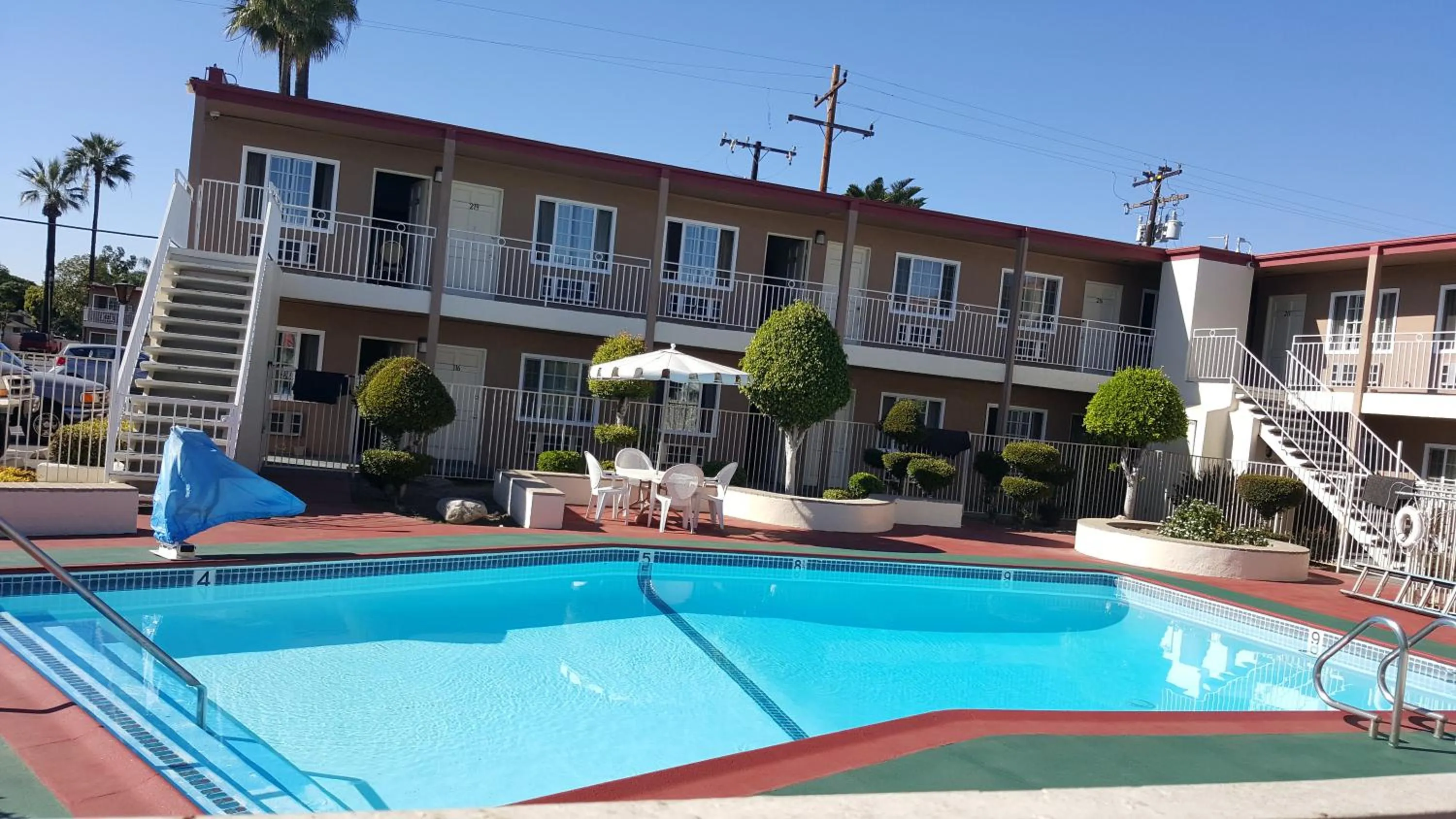 Property building in Willow Tree Lodge