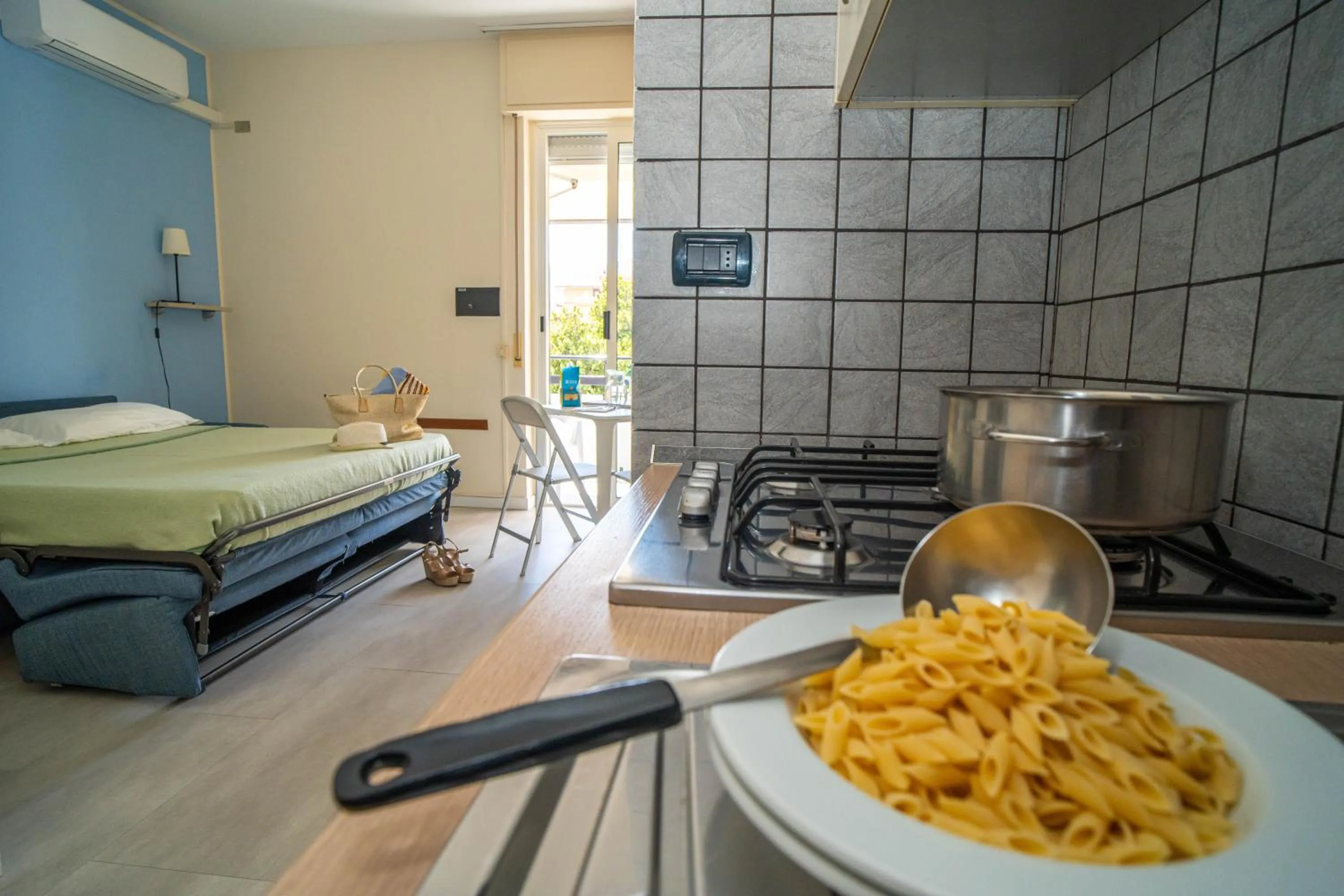 Living room, Bed in Residence La Palma