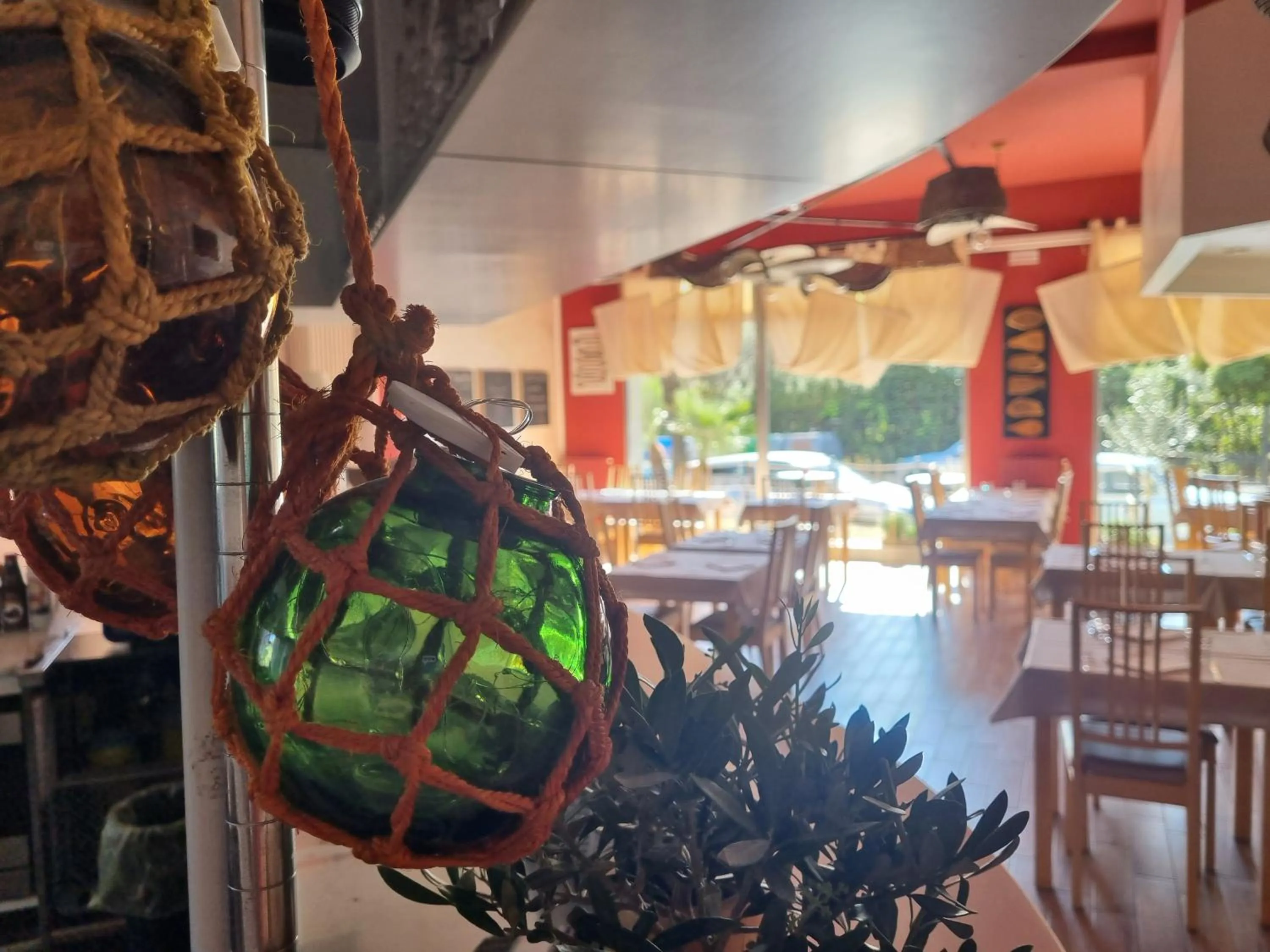 Restaurant/places to eat in Residence La Palma