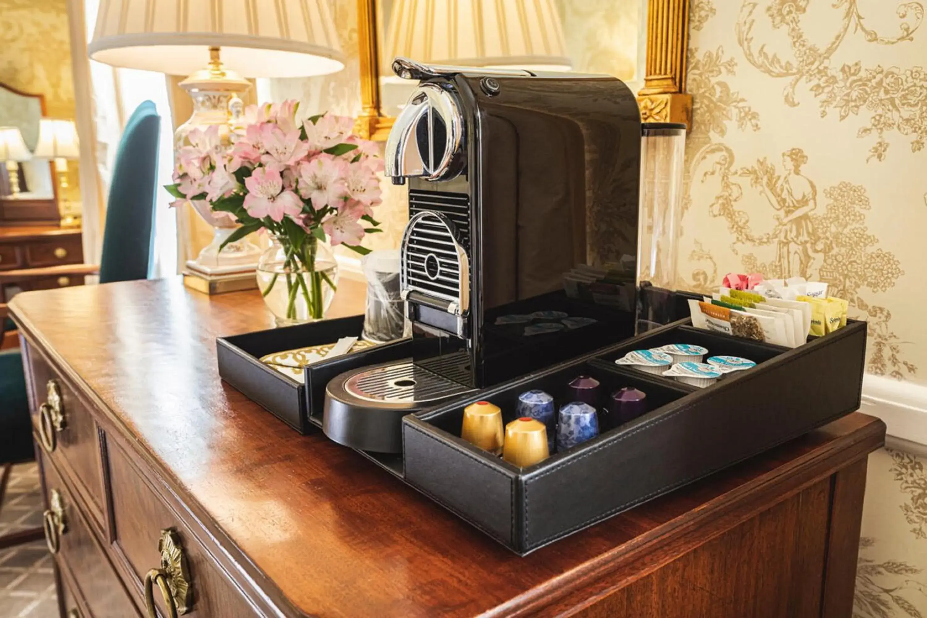 Food in Williamsburg Inn, an official Colonial Williamsburg Hotel Food in Williamsburg Inn, an official Colonial Williamsburg Hotel