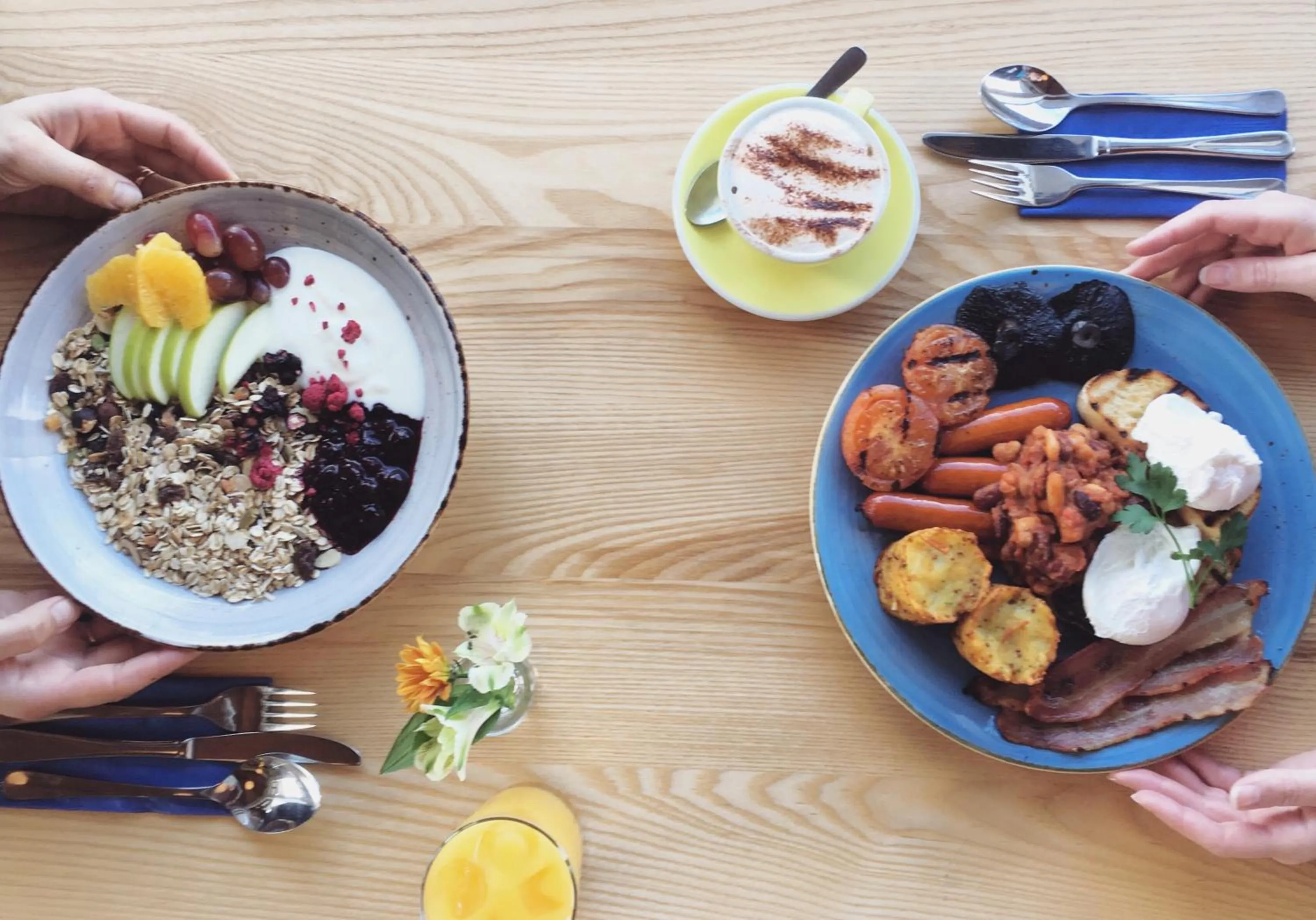 Breakfast in Kaiteriteri Recreation Reserve Apartments