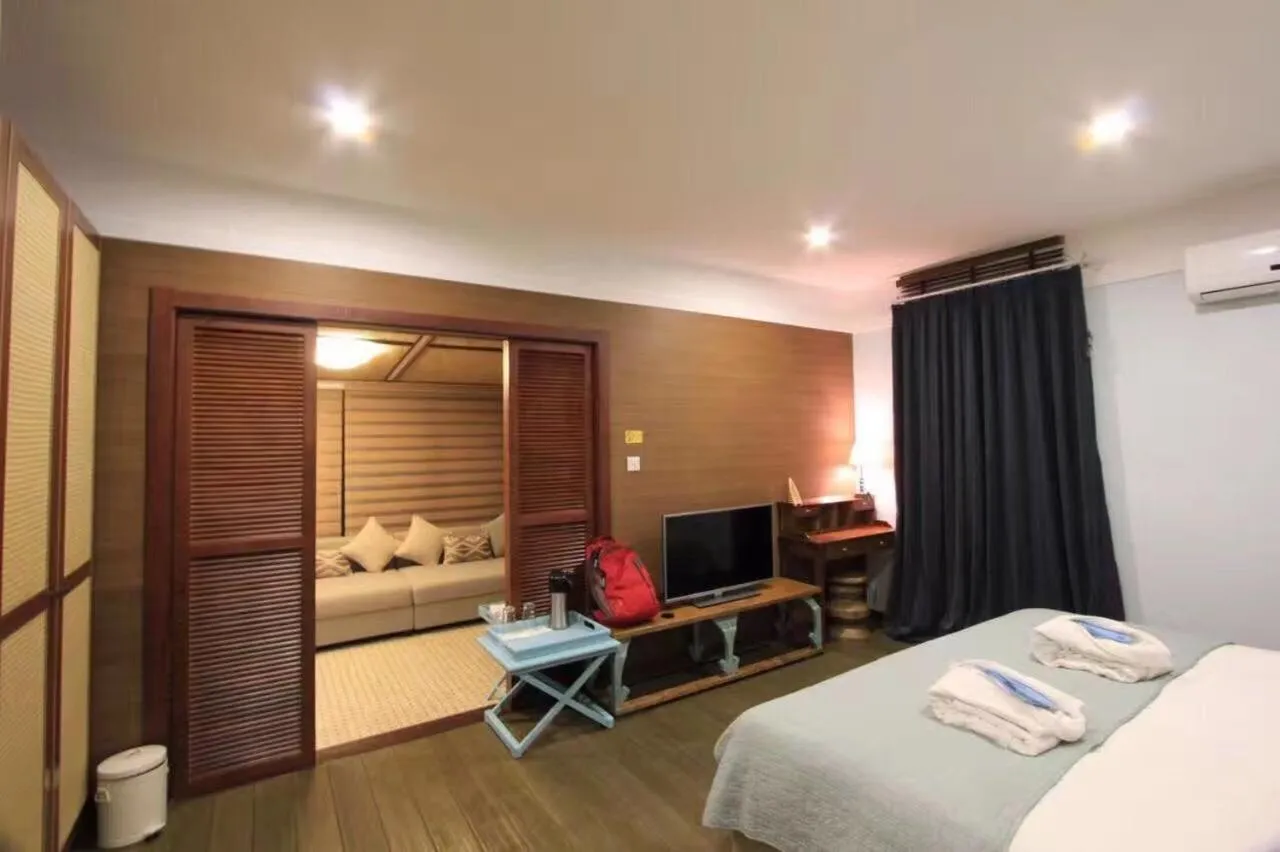 TV and multimedia, Bed in Shell Villa apartel resort