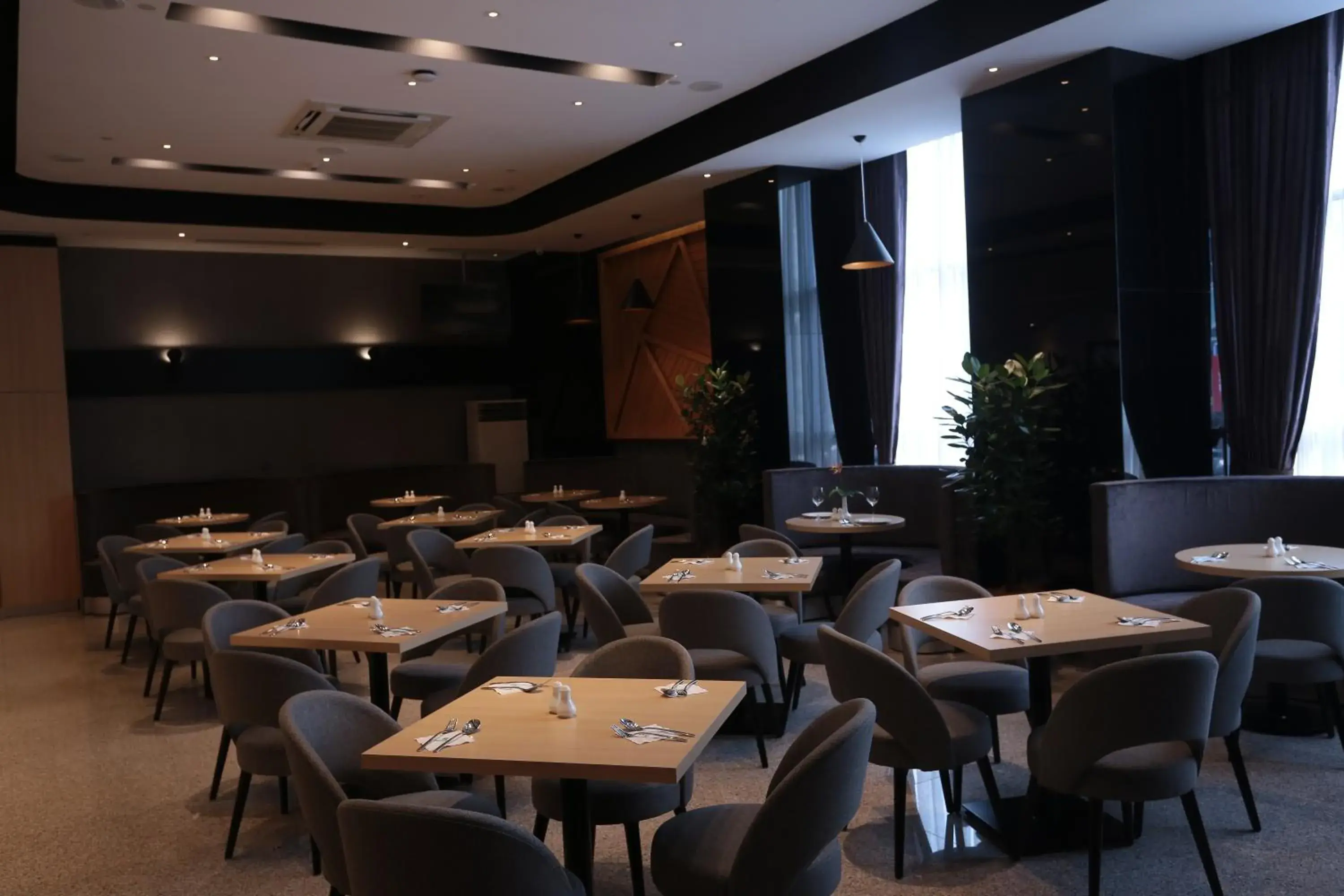 Restaurant/places to eat in Imperial Riverbank Hotel Kuching Restaurant/places to eat in Imperial Riverbank Hotel Kuching