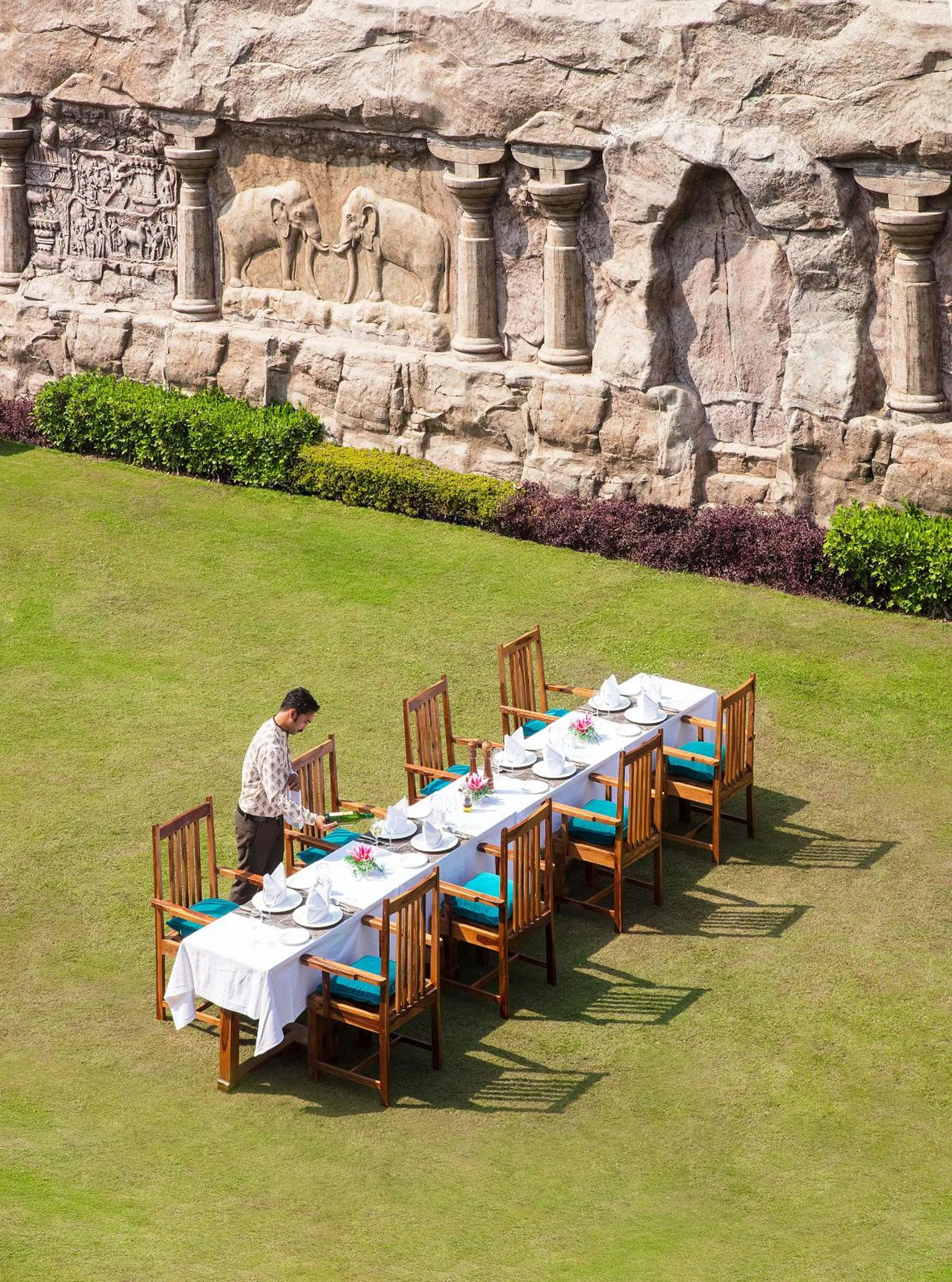 Garden in Orchha Palace and Convention Centre