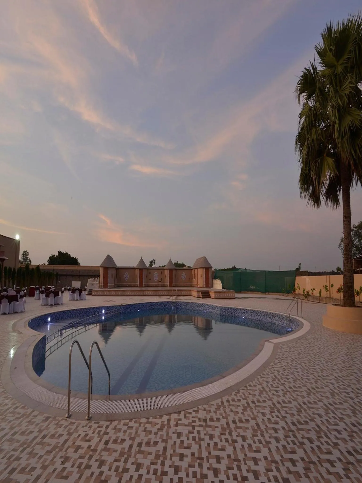 Swimming pool in Orchha Palace and Convention Centre