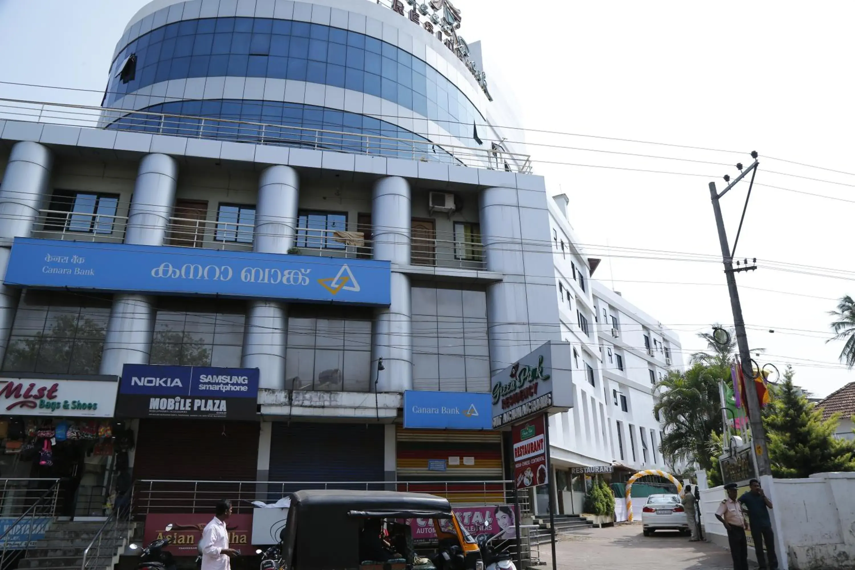 Property building in Green Park Residency Property building in Green Park Residency