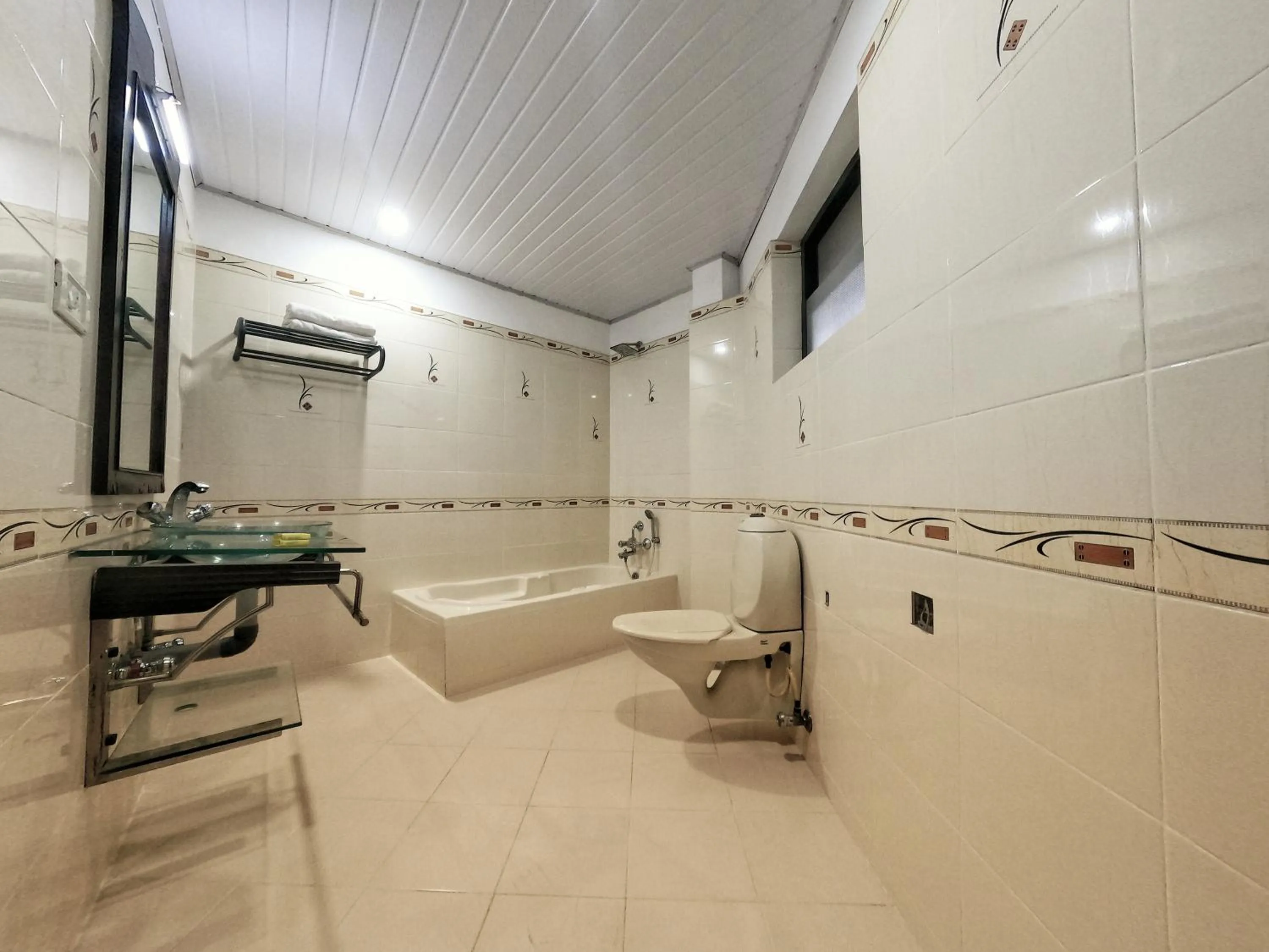 Bath in Green Park Residency