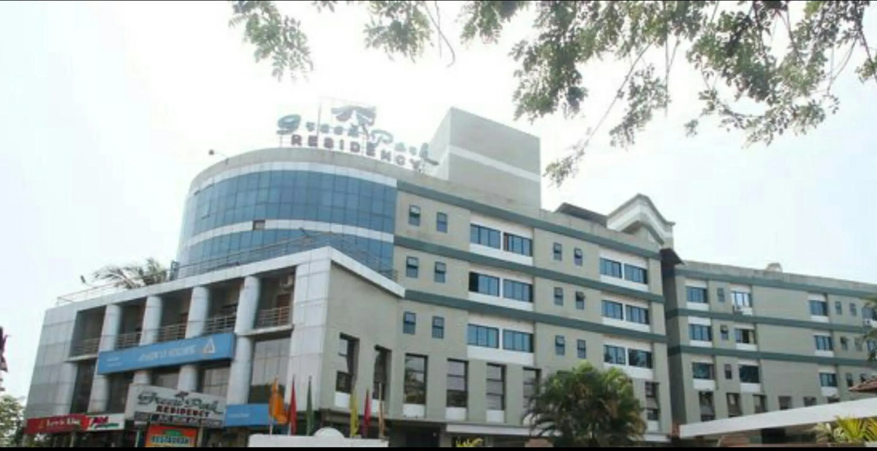 Property building in Green Park Residency Property building in Green Park Residency