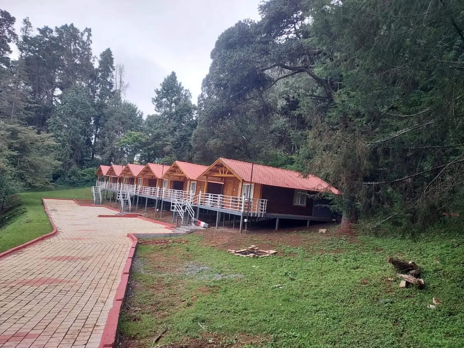 Queen Room in KSTDC Hotel Mayura Sudarshan ,Ooty Queen Room in KSTDC Hotel Mayura Sudarshan ,Ooty