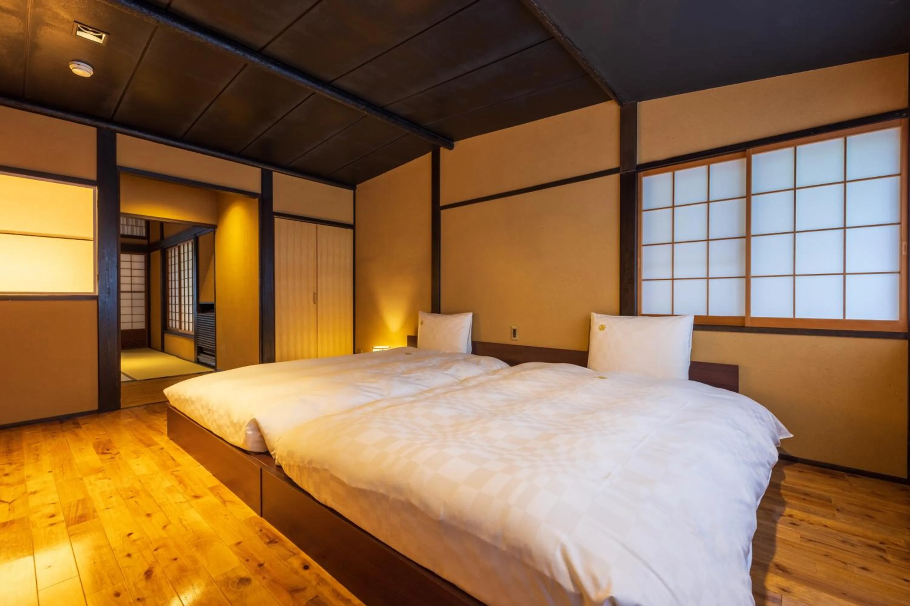 Bedroom, Bed in Matsuzakaya Honten