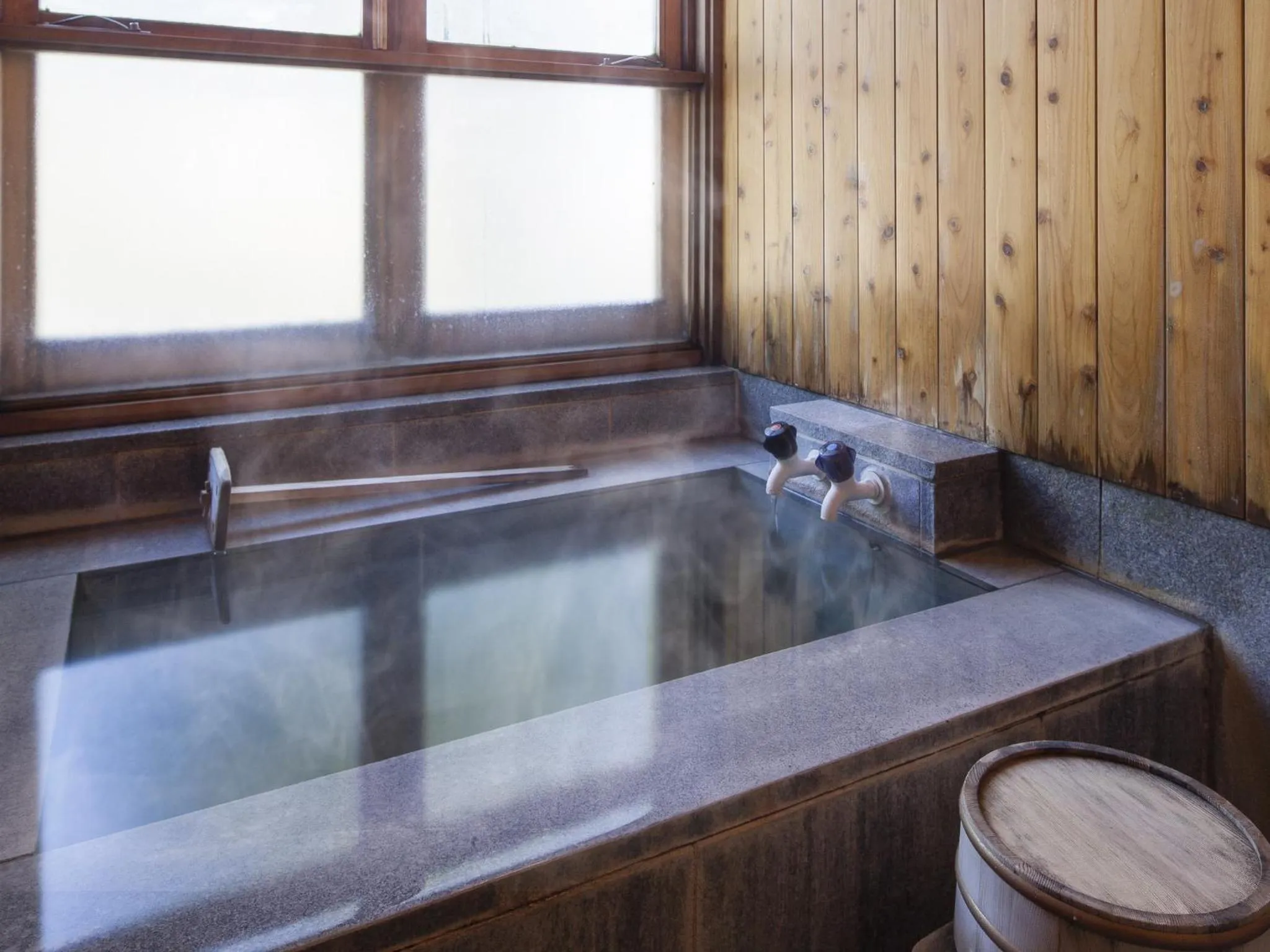 Hot Spring Bath in Matsuzakaya Honten