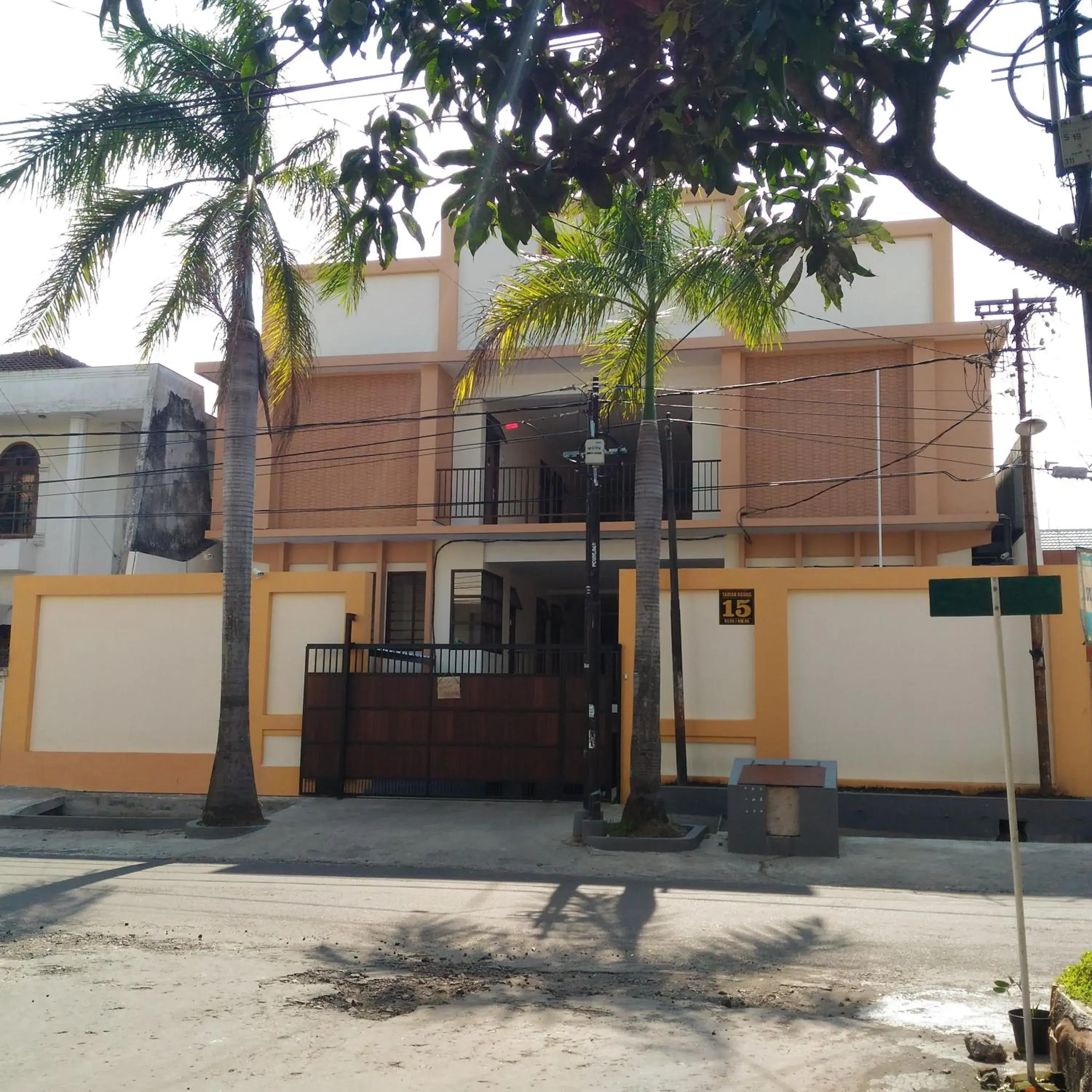 K15 Exclusive K15 Exclusive