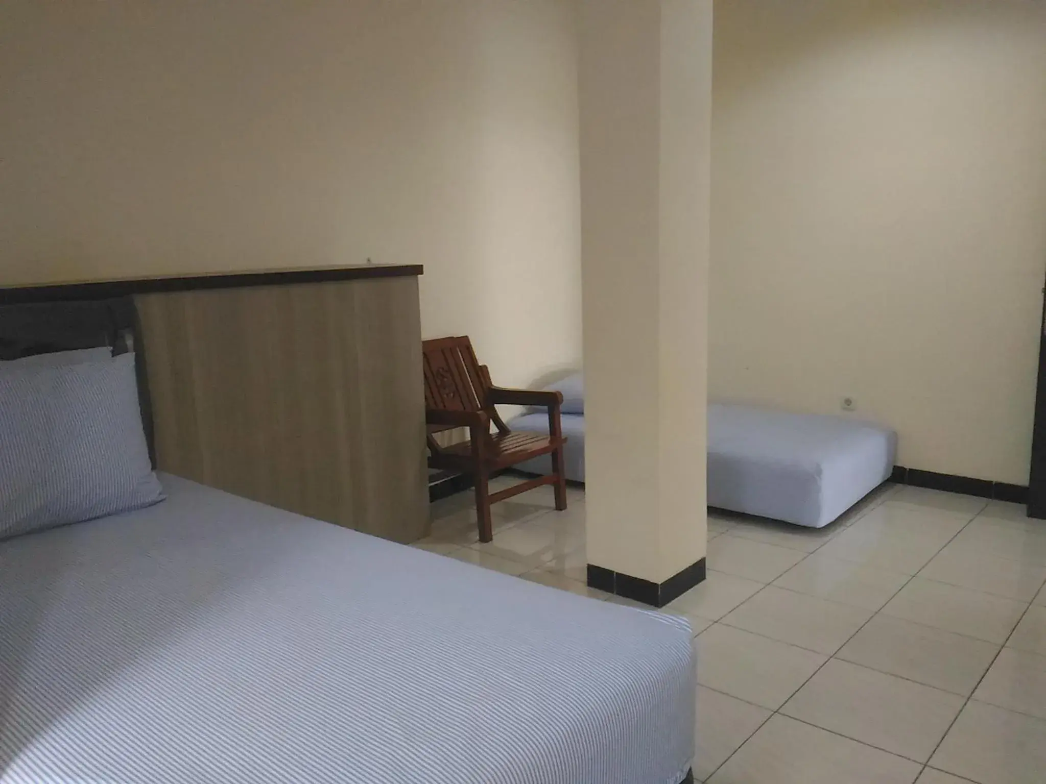 Bed in K15 Exclusive Bed in K15 Exclusive