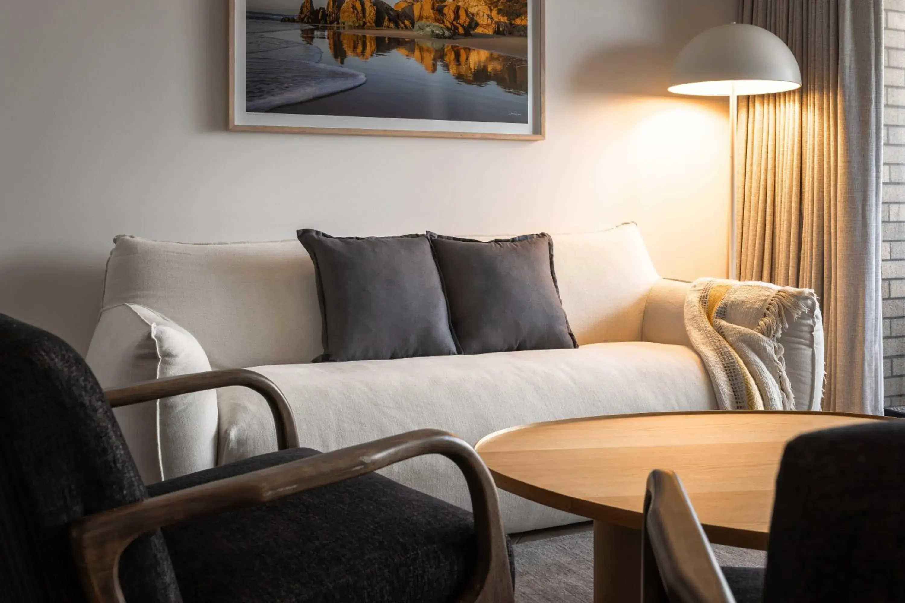 Beachfront Two Bedrooms (King/Singles) in Bermagui Beach Hotel Beachfront Two Bedrooms (King/Singles) in Bermagui Beach Hotel