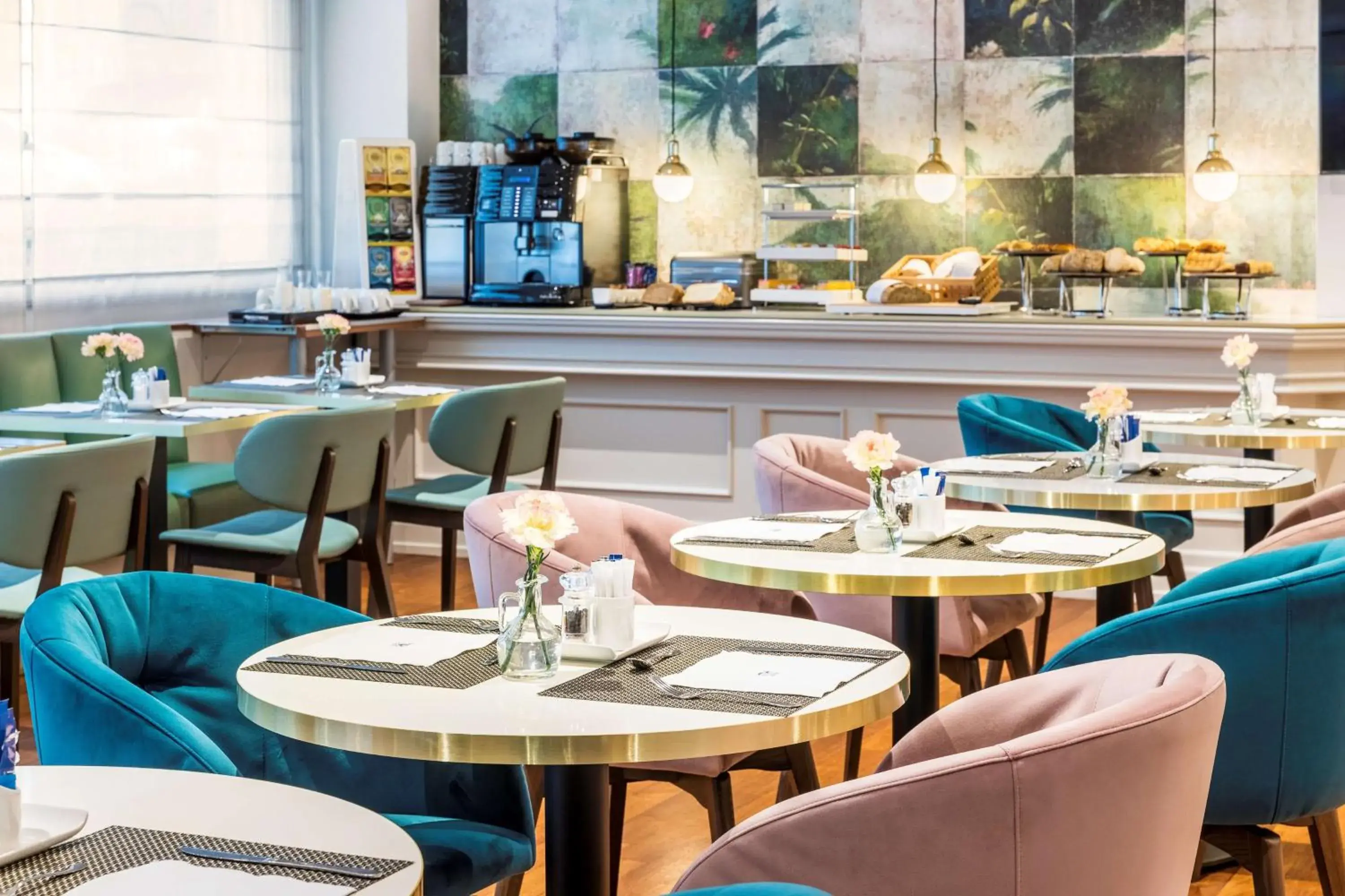 Restaurant/places to eat in NH Brussels Stéphanie Restaurant/places to eat in NH Brussels Stéphanie