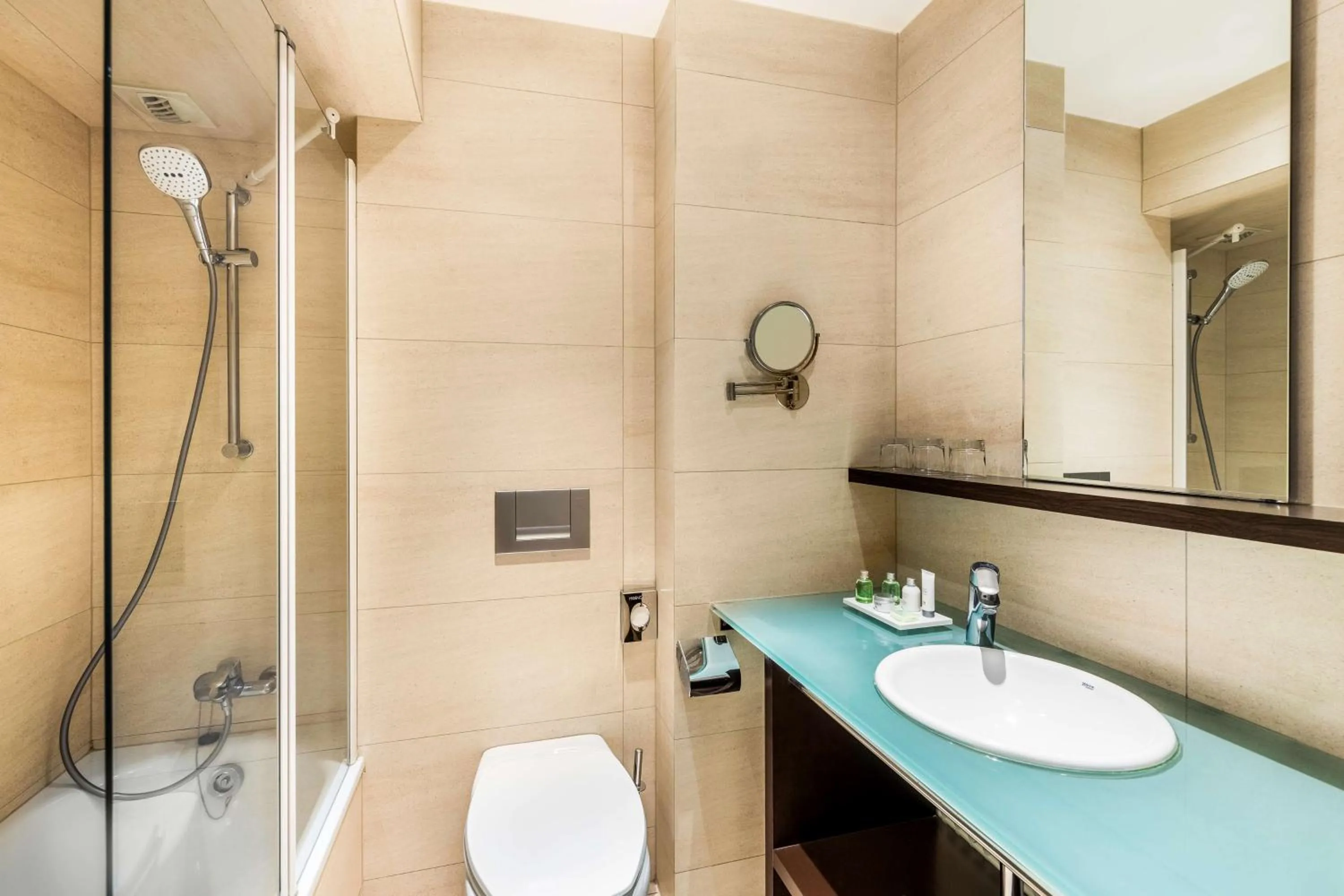 Bathroom in NH Brussels Stéphanie