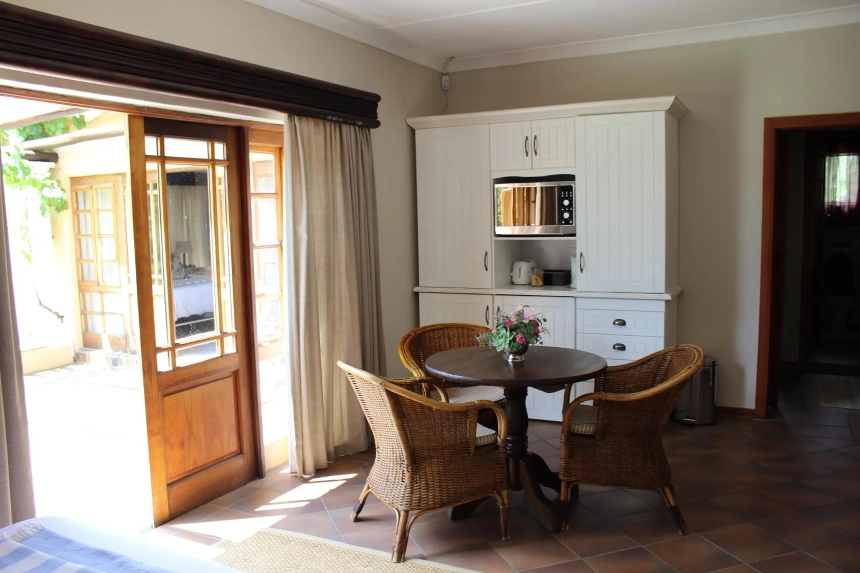 Communal kitchen in Oranje Guest Farm