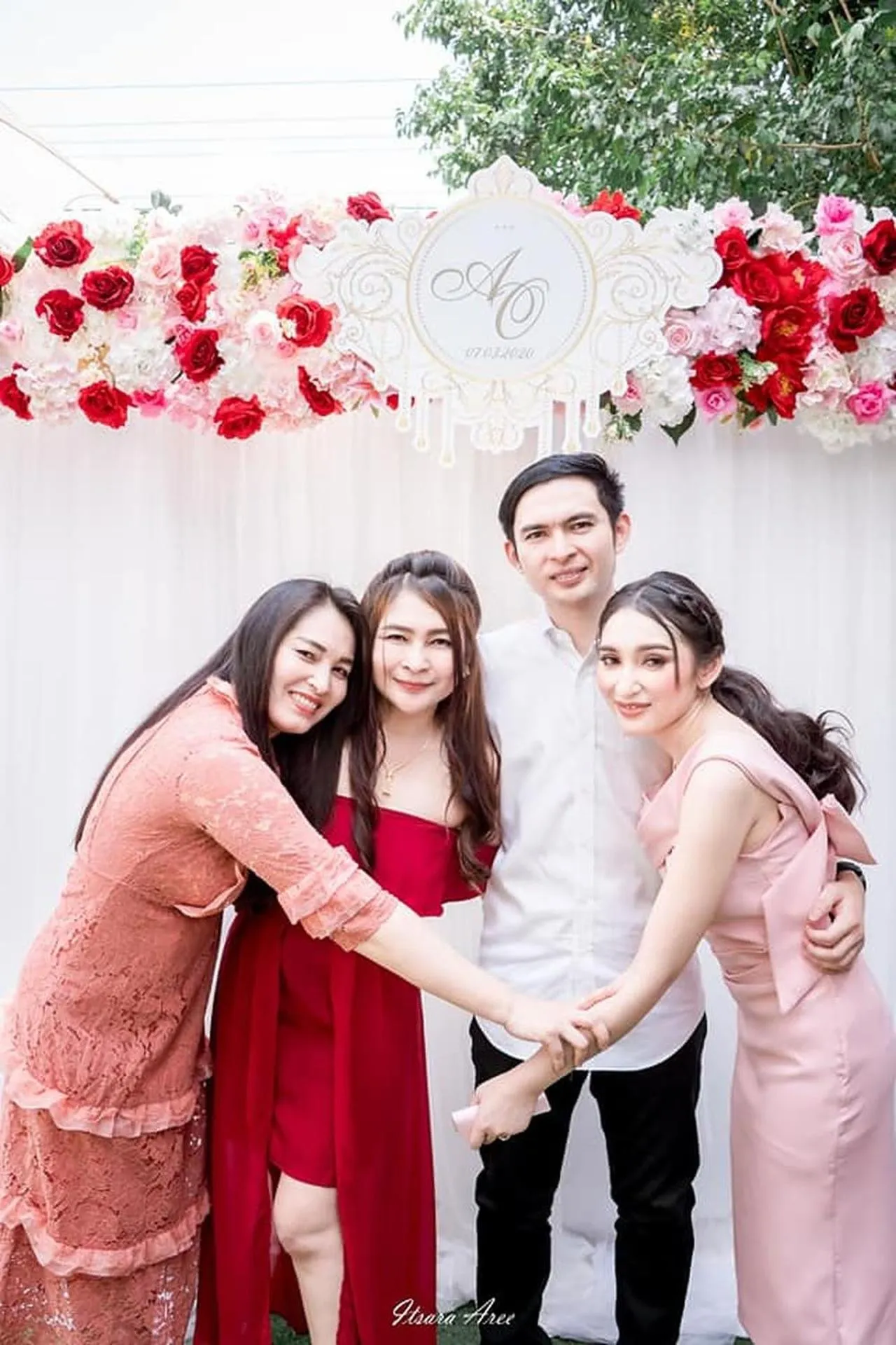 Guests in Naturbliss Resort Village