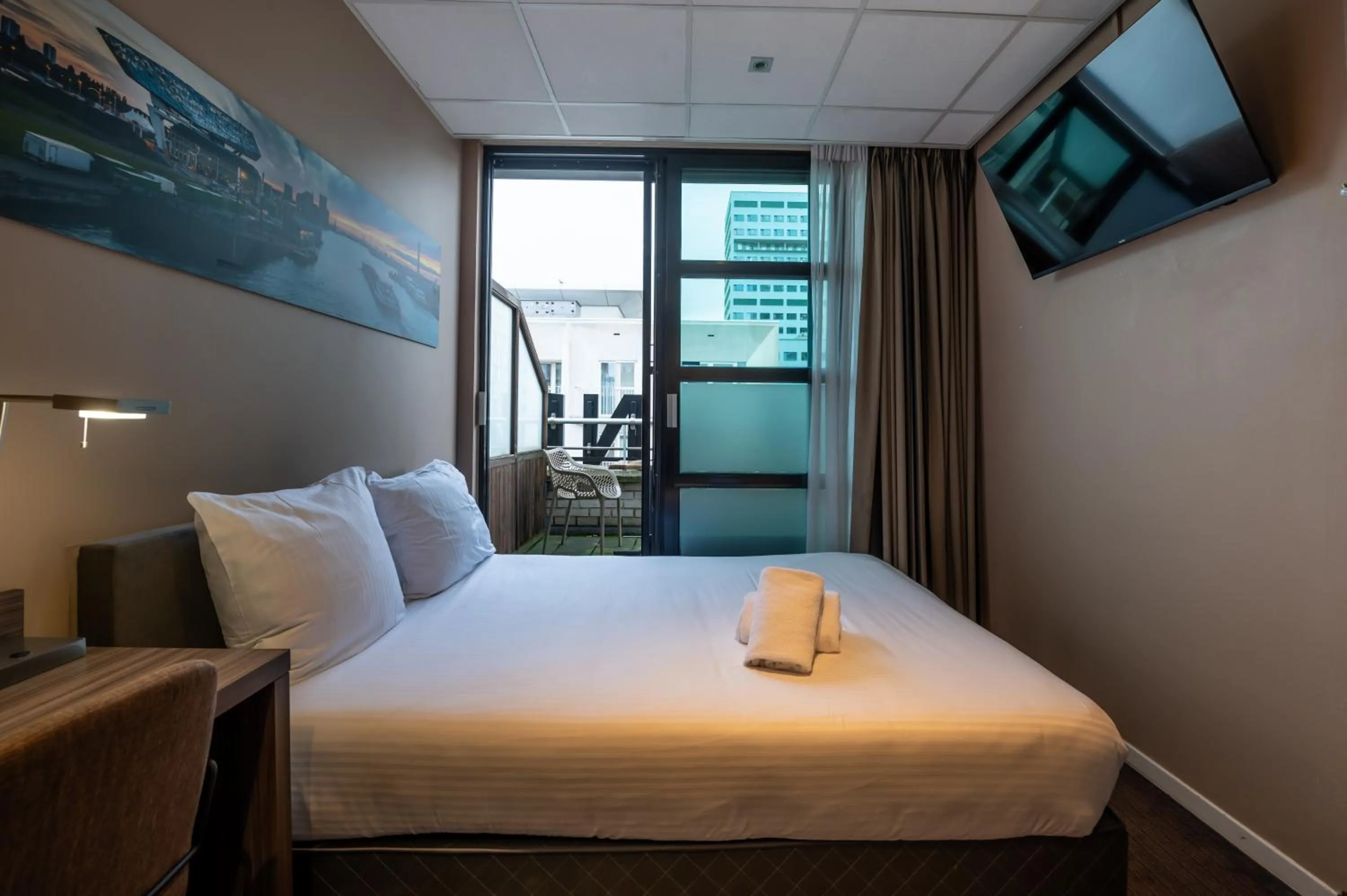 Bed in Hotel Docklands Antwerpen