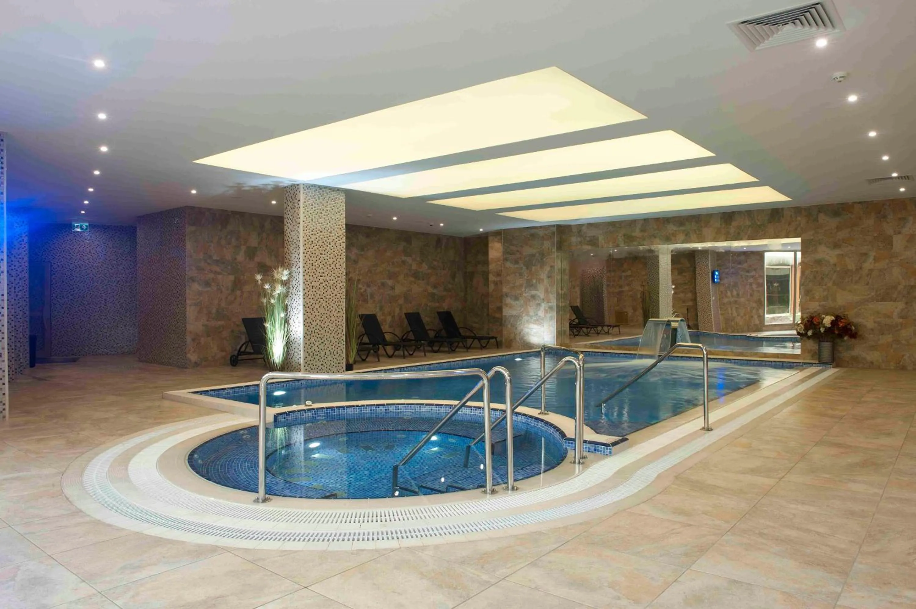 Hot Spring Bath in İstanbul Medikal Termal